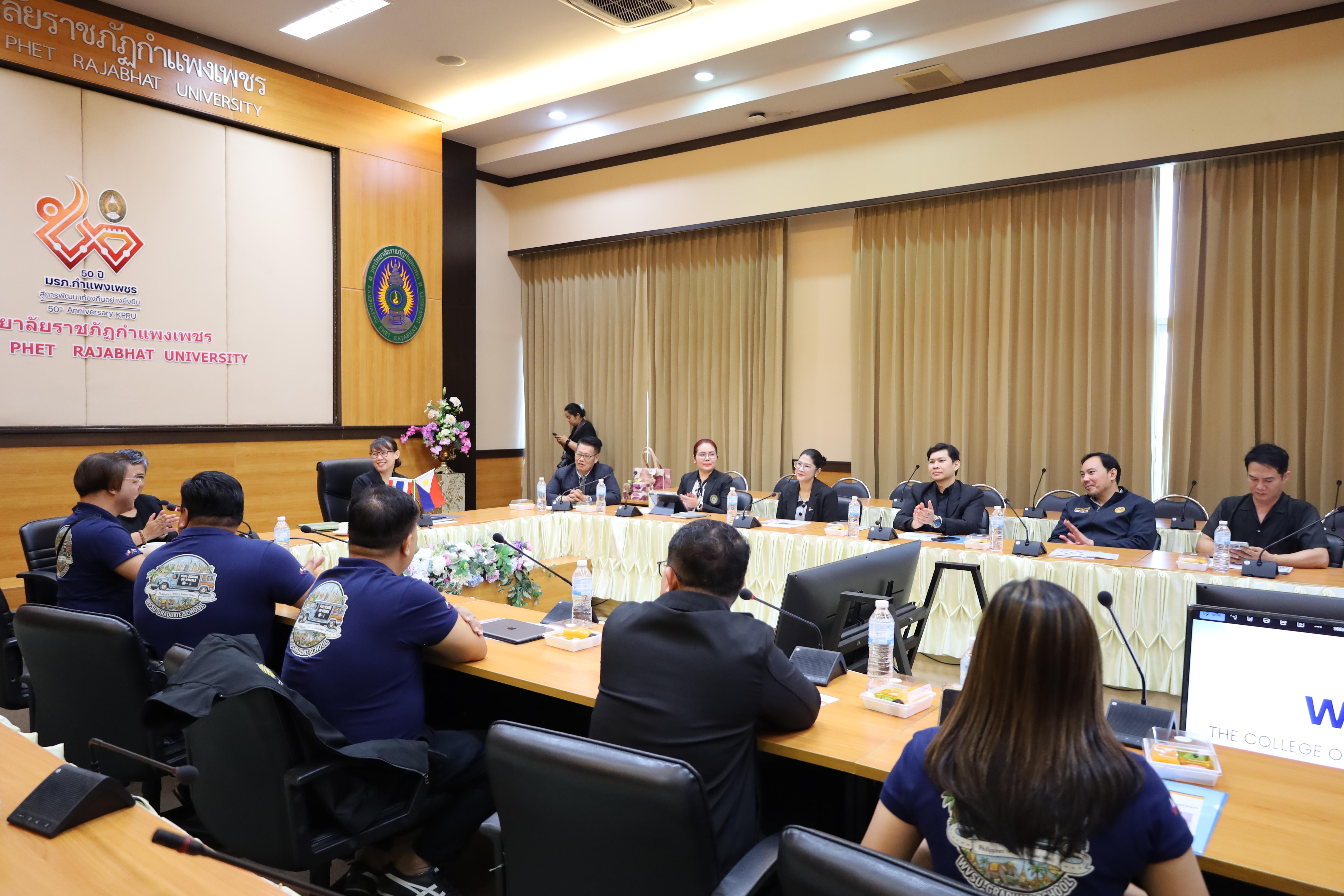 37. กิจกรรมแลกเปลี่ยนวัฒนธรรมเพื่อกำรเรียนรู้สำหรับคณาจารย์และนักศึกษาระดับบัณฑิตศึกษา คณะครุศาสตร์ ความร่วมมือกับ West Visayas State University ประจำปีการศึกษา 2568