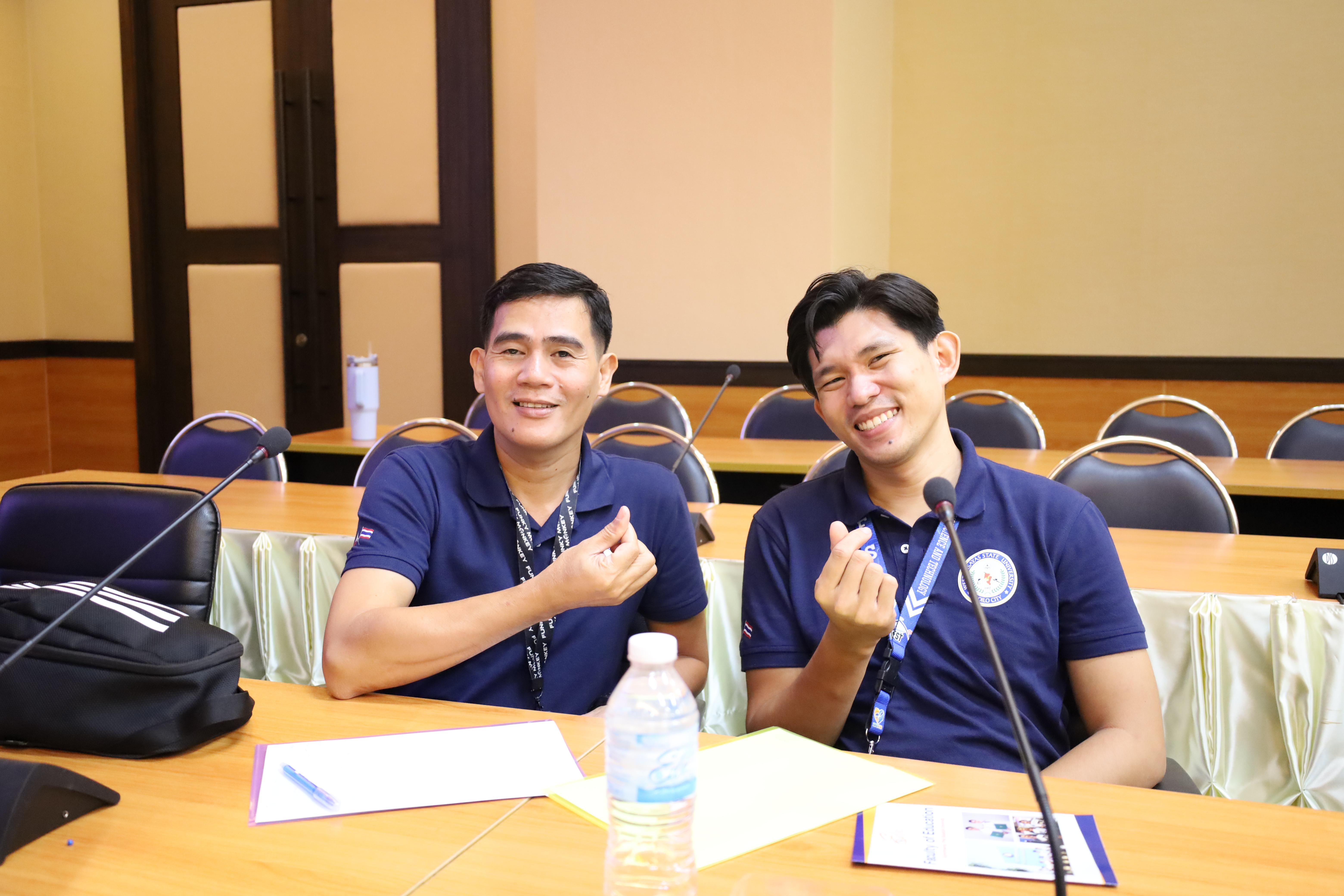 65. กิจกรรมแลกเปลี่ยนวัฒนธรรมเพื่อกำรเรียนรู้สำหรับคณาจารย์และนักศึกษาระดับบัณฑิตศึกษา คณะครุศาสตร์ ความร่วมมือกับ West Visayas State University ประจำปีการศึกษา 2568