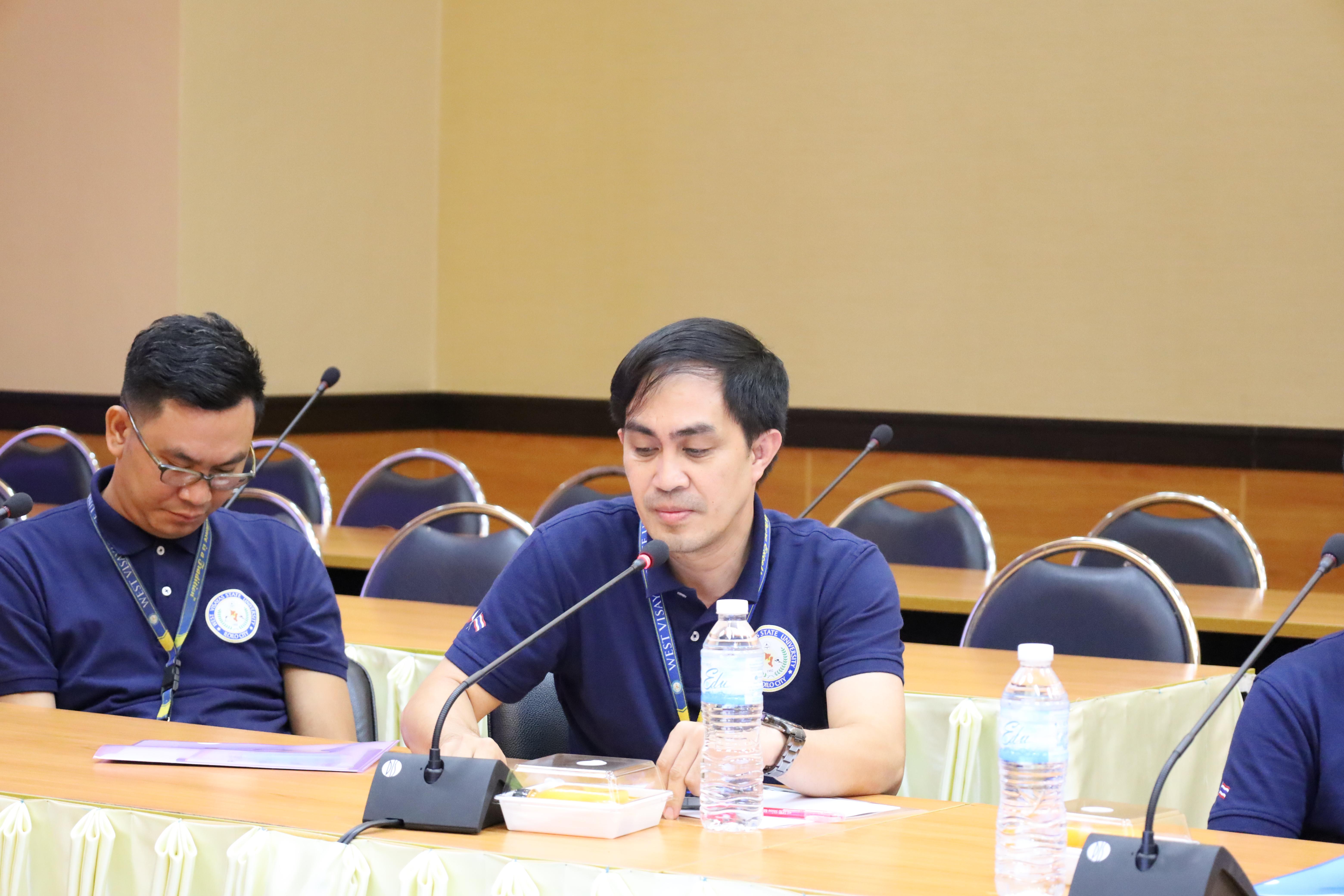 85. กิจกรรมแลกเปลี่ยนวัฒนธรรมเพื่อกำรเรียนรู้สำหรับคณาจารย์และนักศึกษาระดับบัณฑิตศึกษา คณะครุศาสตร์ ความร่วมมือกับ West Visayas State University ประจำปีการศึกษา 2568