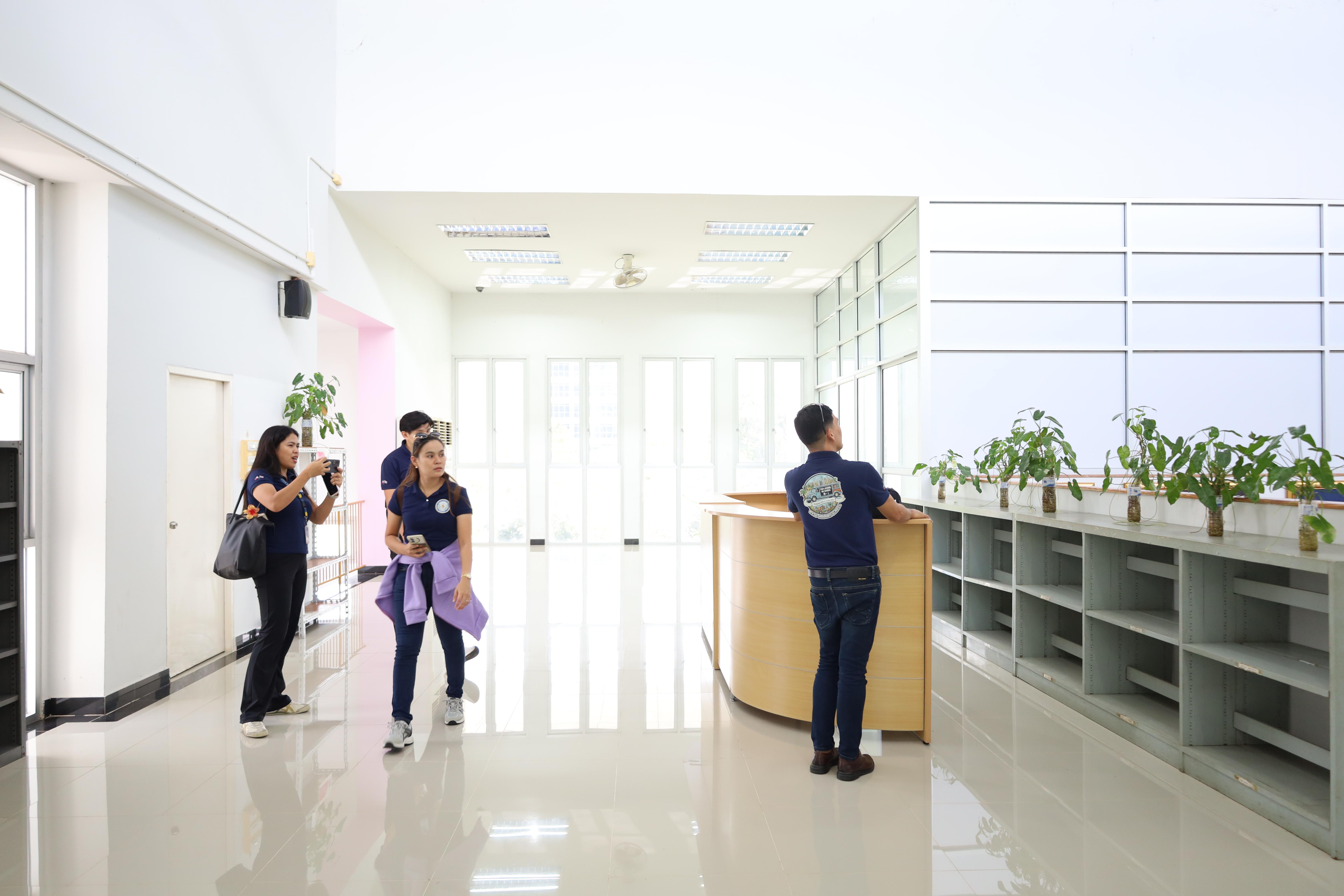 109. กิจกรรมแลกเปลี่ยนวัฒนธรรมเพื่อกำรเรียนรู้สำหรับคณาจารย์และนักศึกษาระดับบัณฑิตศึกษา คณะครุศาสตร์ ความร่วมมือกับ West Visayas State University ประจำปีการศึกษา 2568