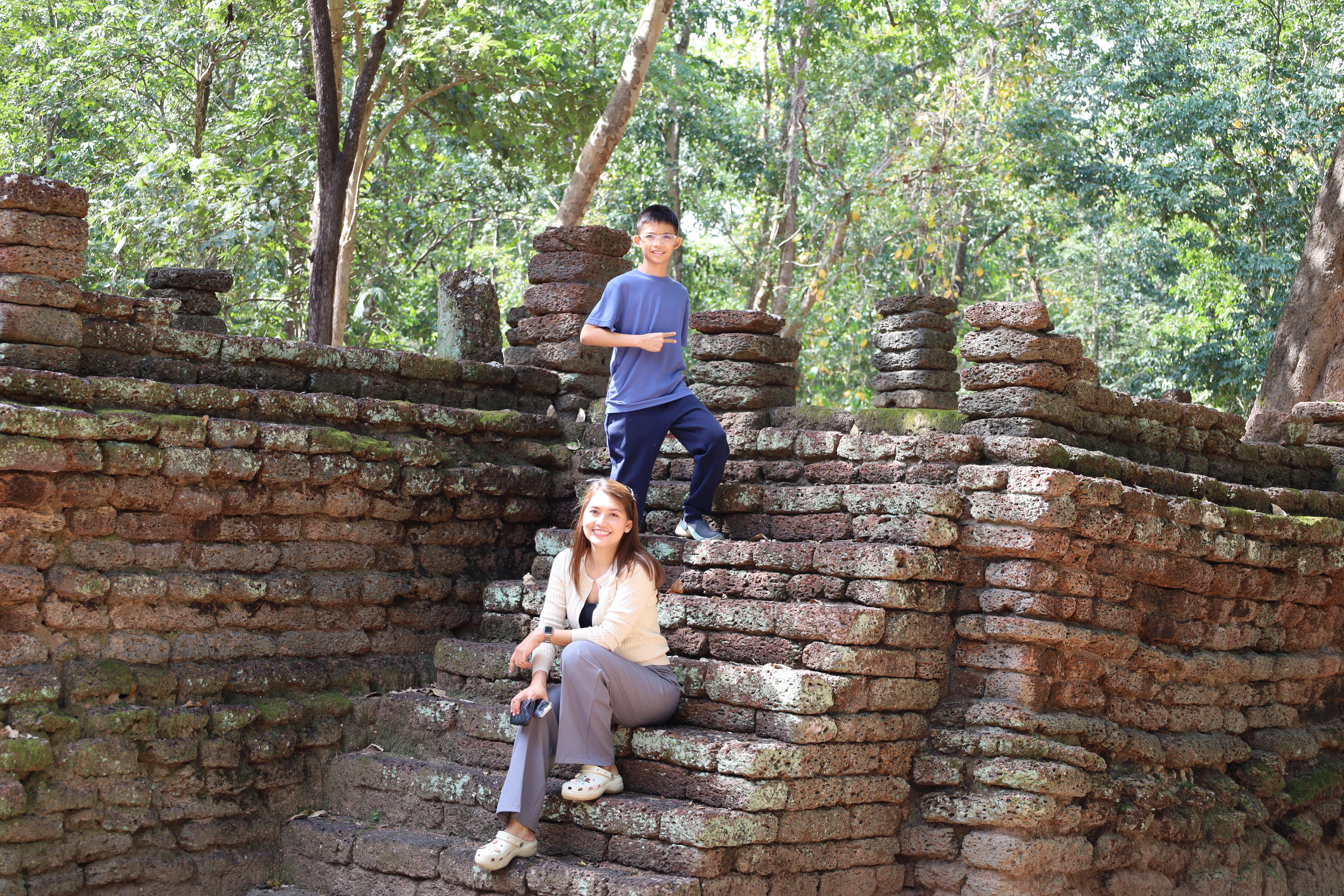 132. กิจกรรมแลกเปลี่ยนวัฒนธรรมเพื่อกำรเรียนรู้สำหรับคณาจารย์และนักศึกษาระดับบัณฑิตศึกษา คณะครุศาสตร์ ความร่วมมือกับ West Visayas State University ประจำปีการศึกษา 2568