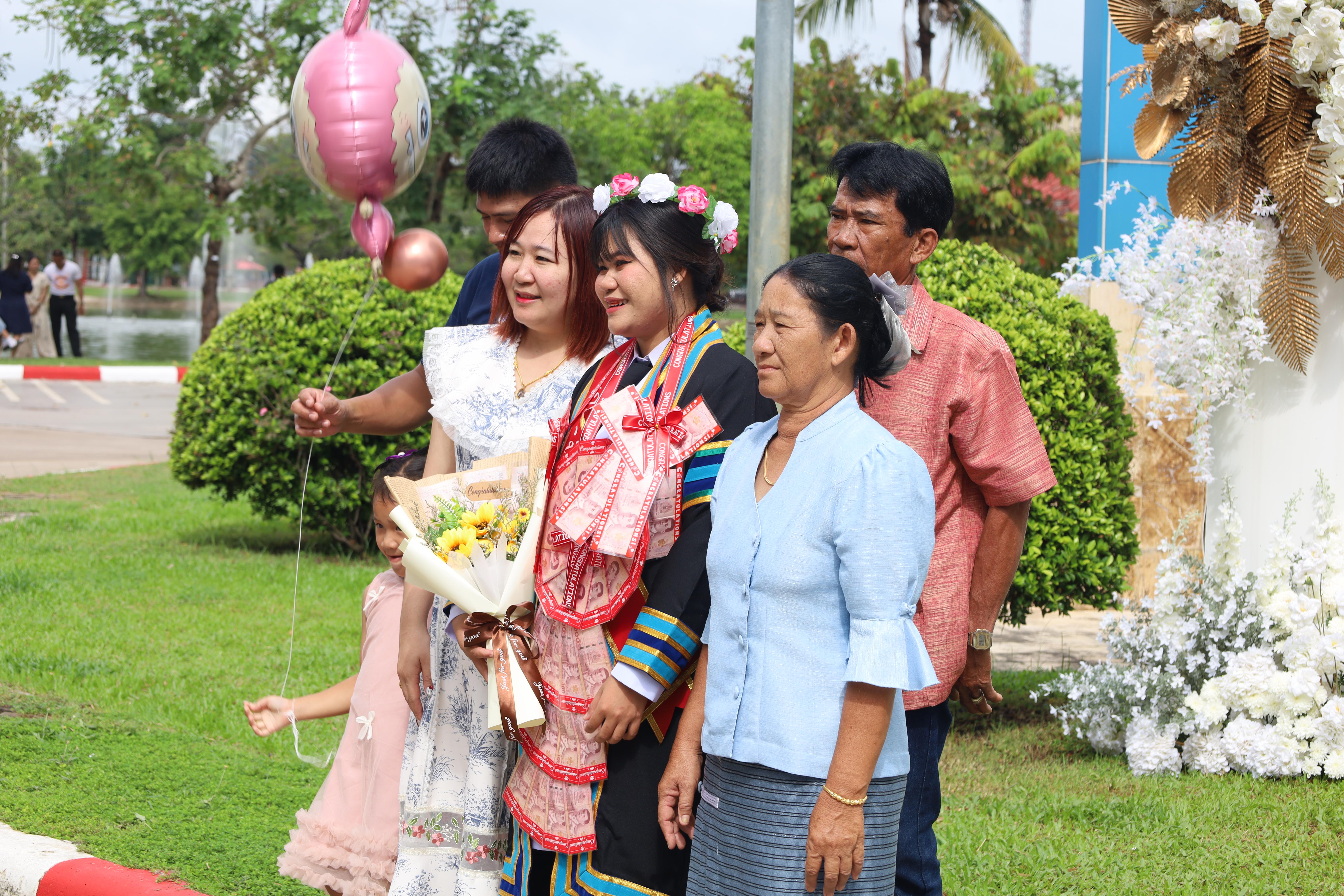 1. บรรยากาศซ้อมใหญ่พิธีพระราชทานปริญญาบัตร ประจำปีพ.ศ.2568