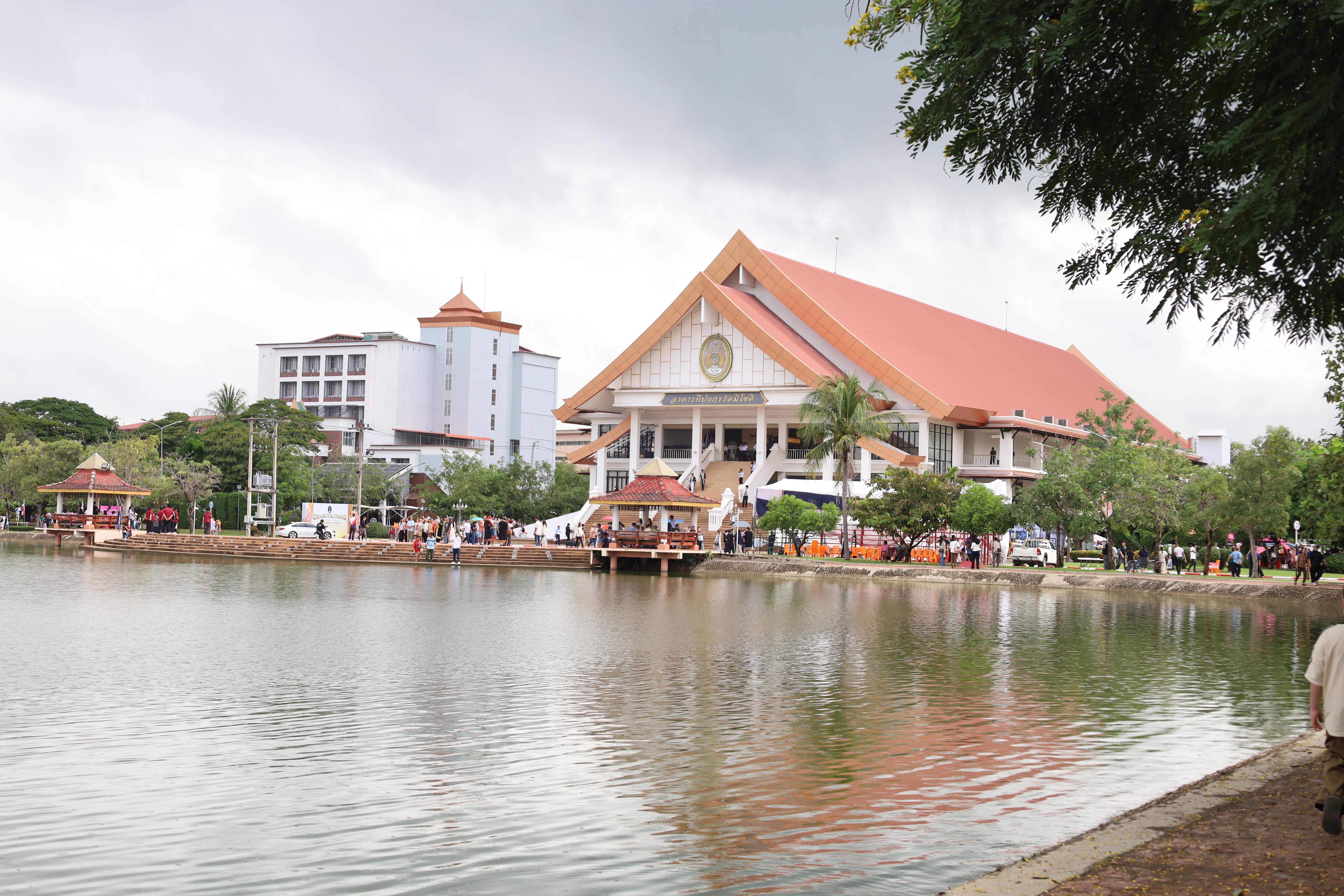28. บรรยากาศซ้อมใหญ่พิธีพระราชทานปริญญาบัตร ประจำปีพ.ศ.2568