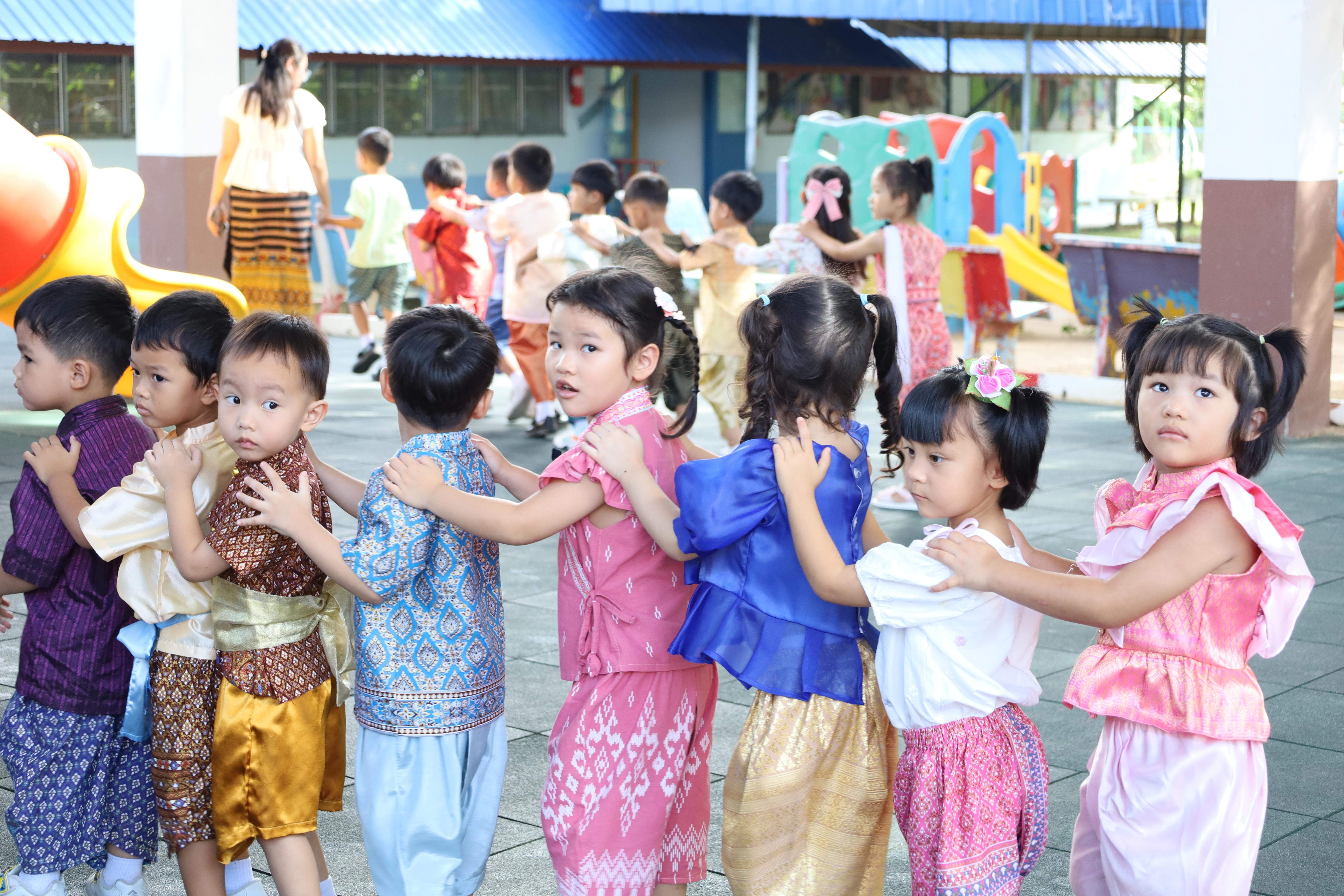 18. กิจกรรมลอยกระทงโรงเรียนอนุบาลราชภัฏกำแพงเพชร ประจำปีการศึกษา 2568