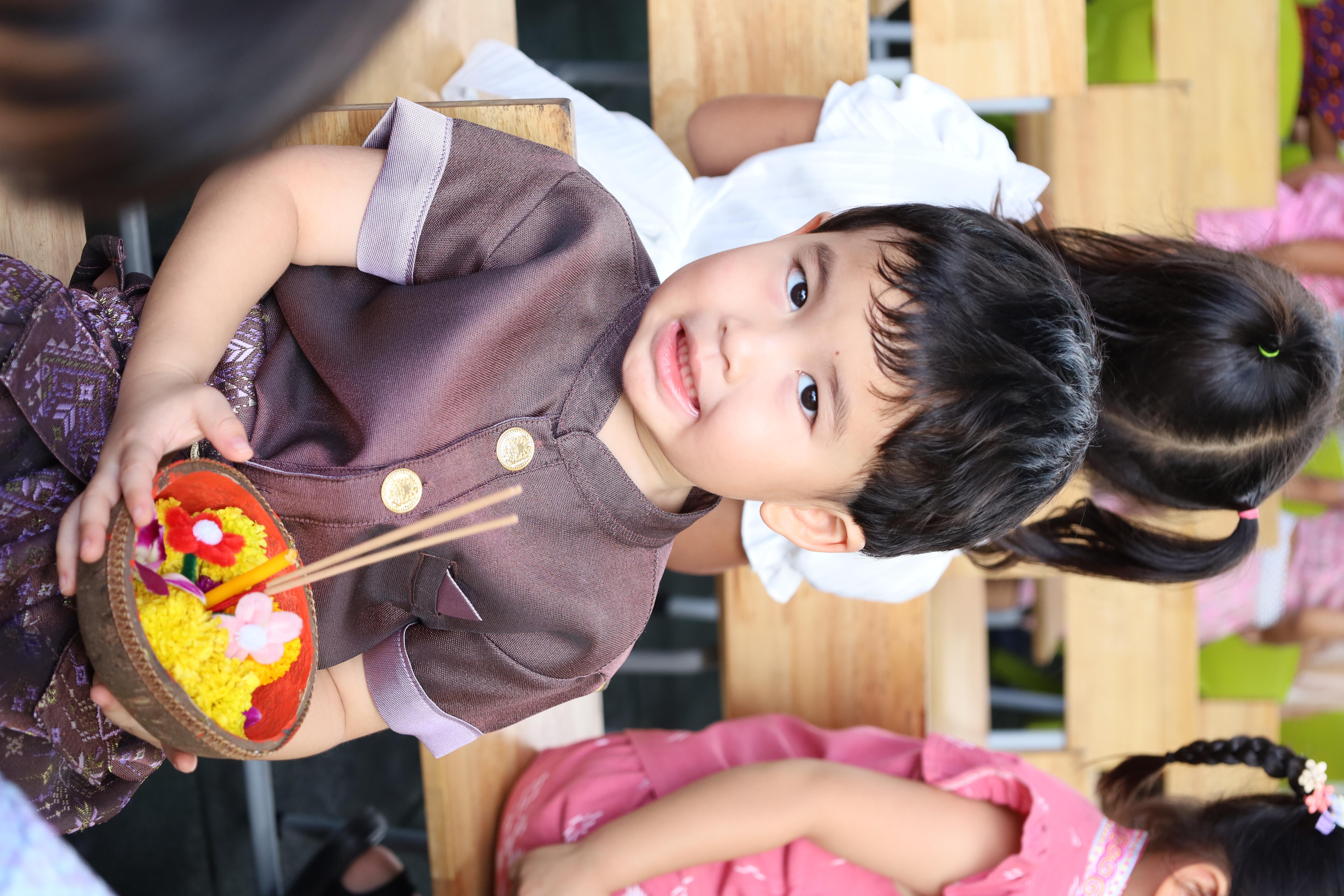 32. กิจกรรมลอยกระทงโรงเรียนอนุบาลราชภัฏกำแพงเพชร ประจำปีการศึกษา 2568