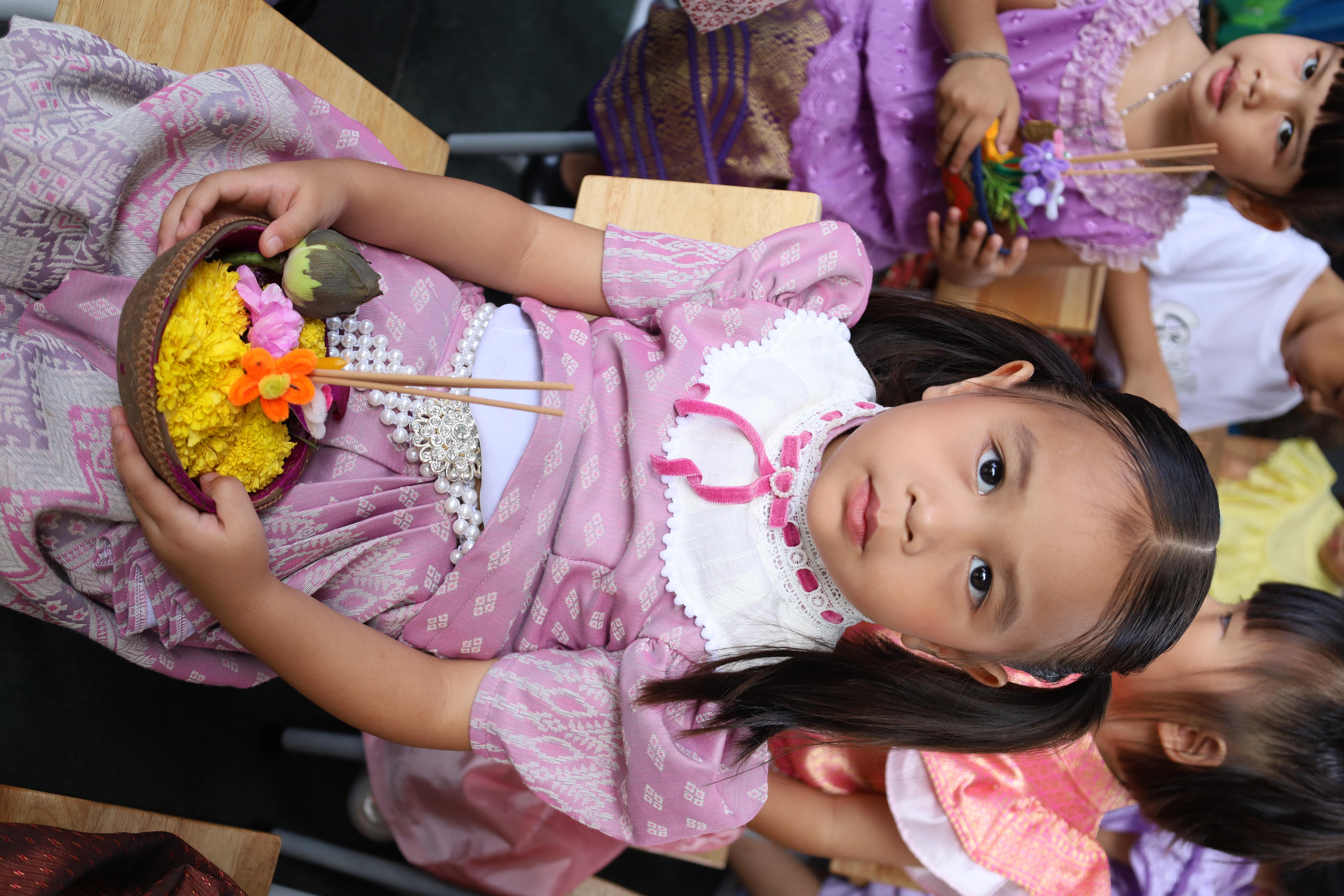 40. กิจกรรมลอยกระทงโรงเรียนอนุบาลราชภัฏกำแพงเพชร ประจำปีการศึกษา 2568