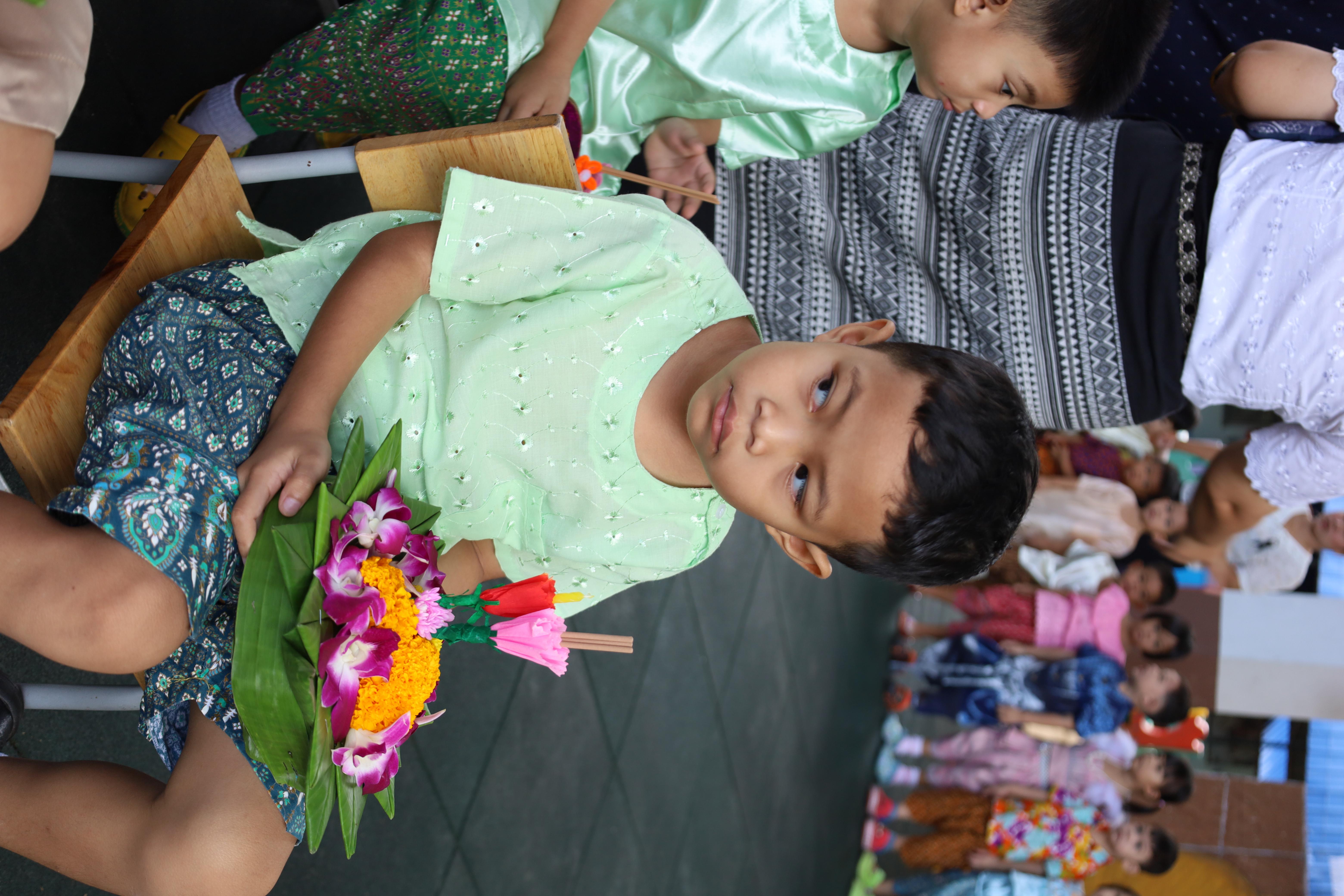 45. กิจกรรมลอยกระทงโรงเรียนอนุบาลราชภัฏกำแพงเพชร ประจำปีการศึกษา 2568