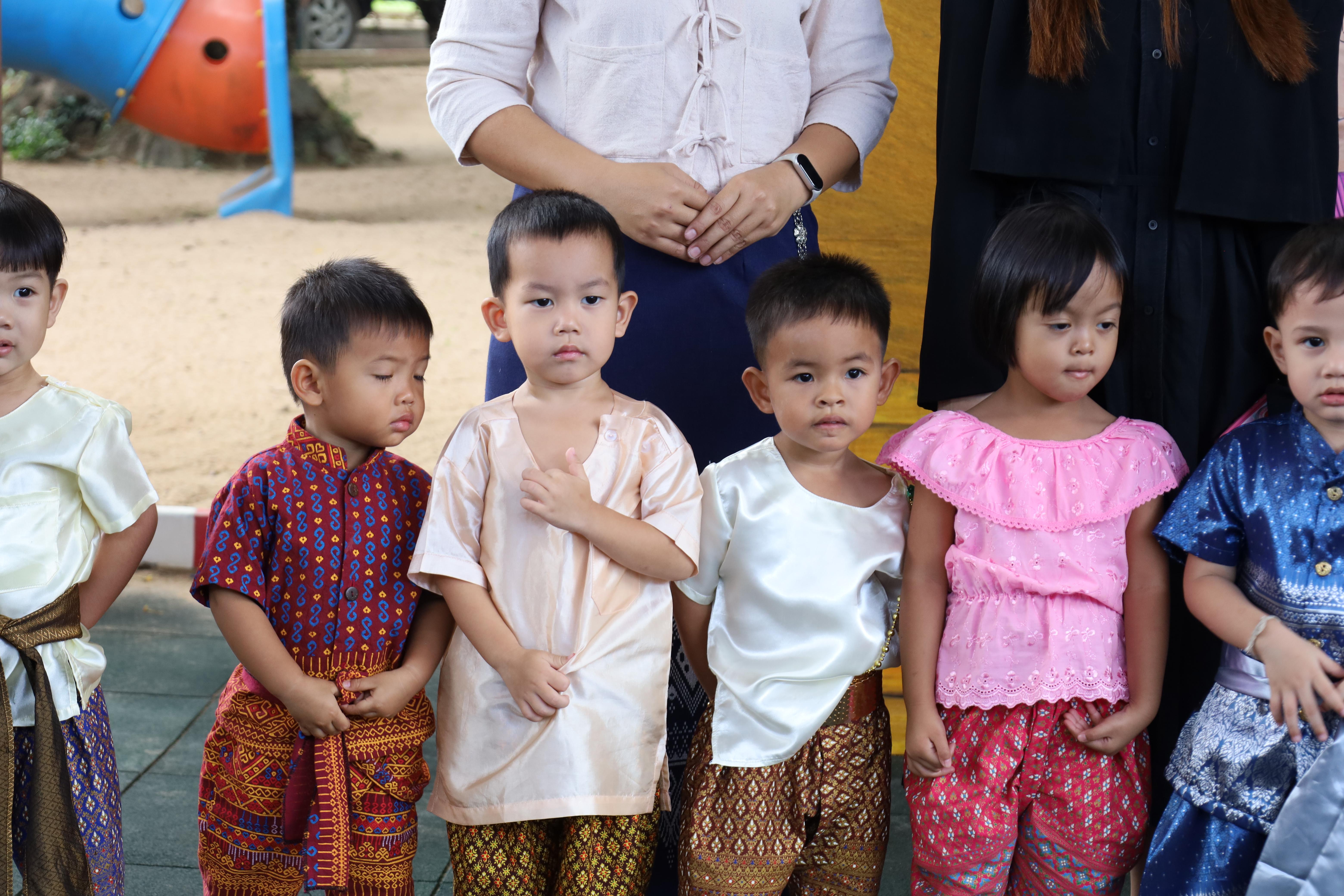 50. กิจกรรมลอยกระทงโรงเรียนอนุบาลราชภัฏกำแพงเพชร ประจำปีการศึกษา 2568