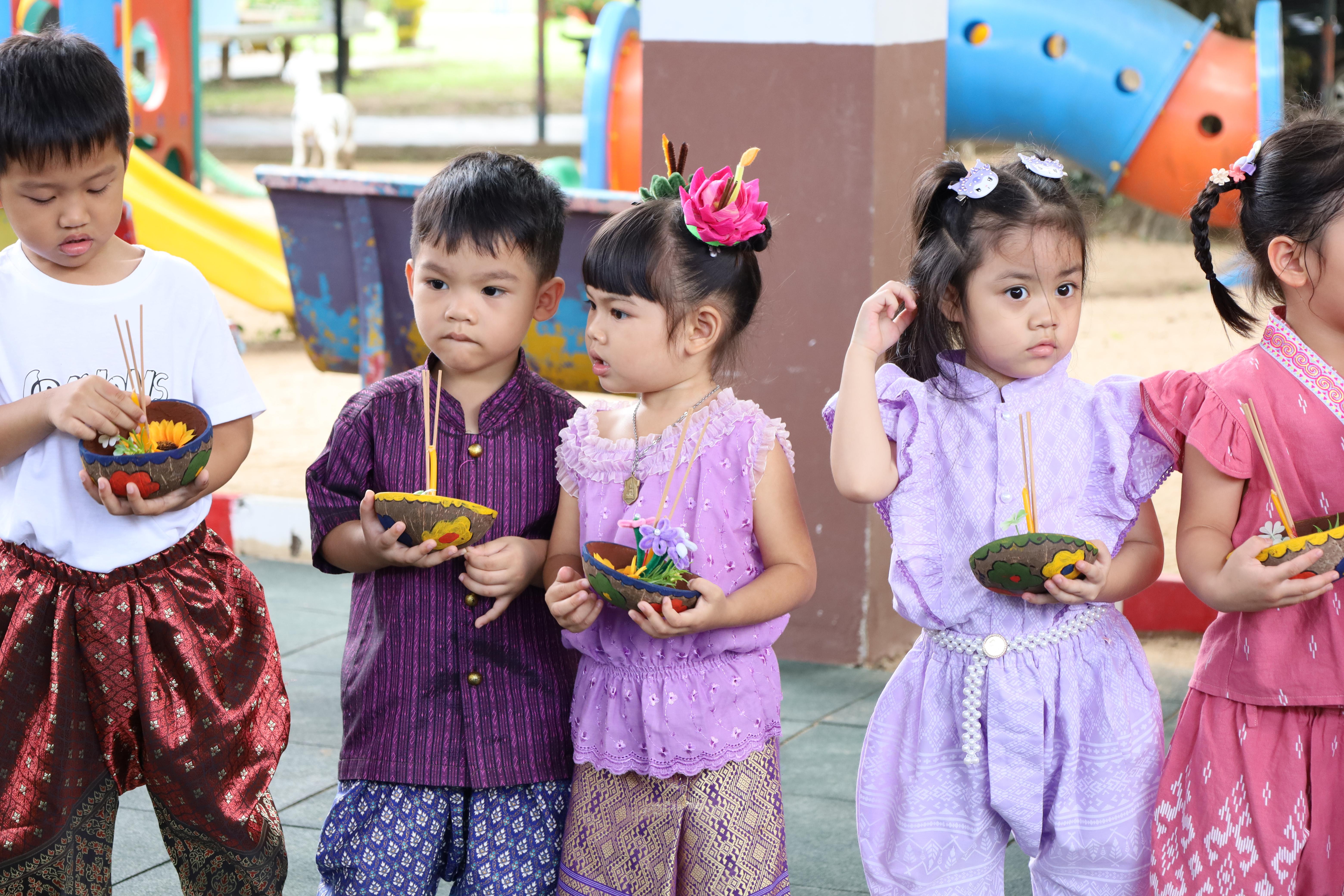 67. กิจกรรมลอยกระทงโรงเรียนอนุบาลราชภัฏกำแพงเพชร ประจำปีการศึกษา 2568