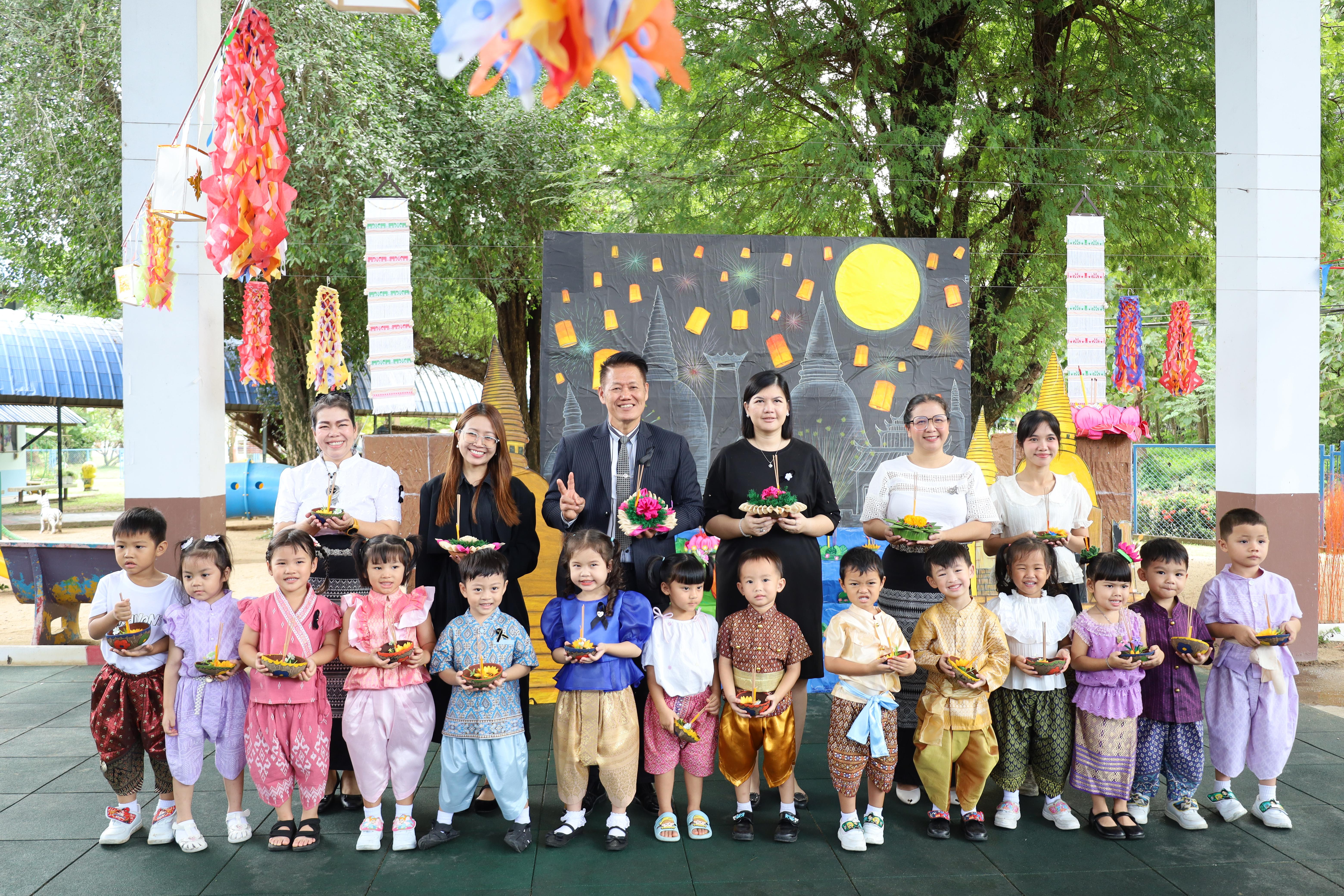 68. กิจกรรมลอยกระทงโรงเรียนอนุบาลราชภัฏกำแพงเพชร ประจำปีการศึกษา 2568