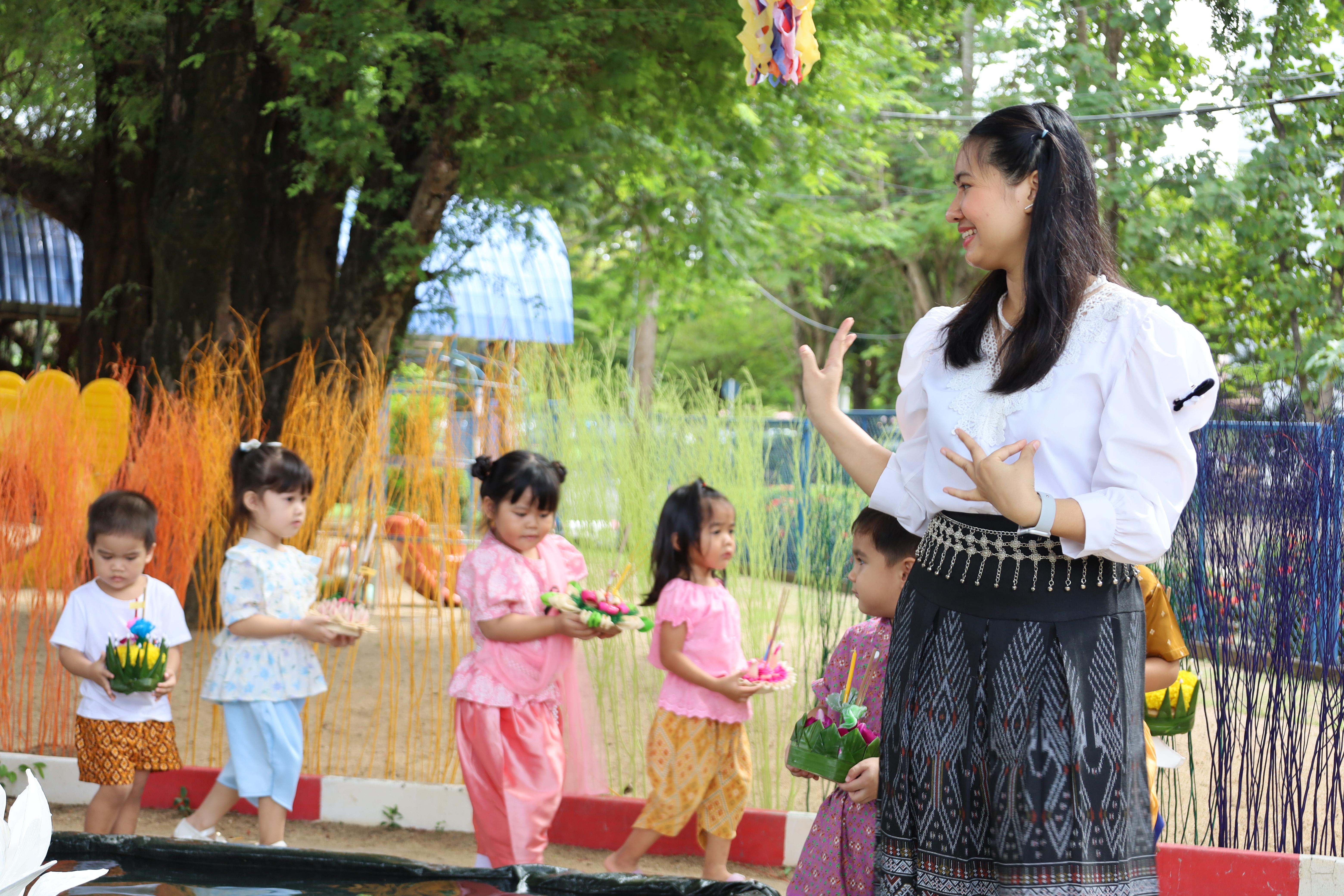 132. กิจกรรมลอยกระทงโรงเรียนอนุบาลราชภัฏกำแพงเพชร ประจำปีการศึกษา 2568