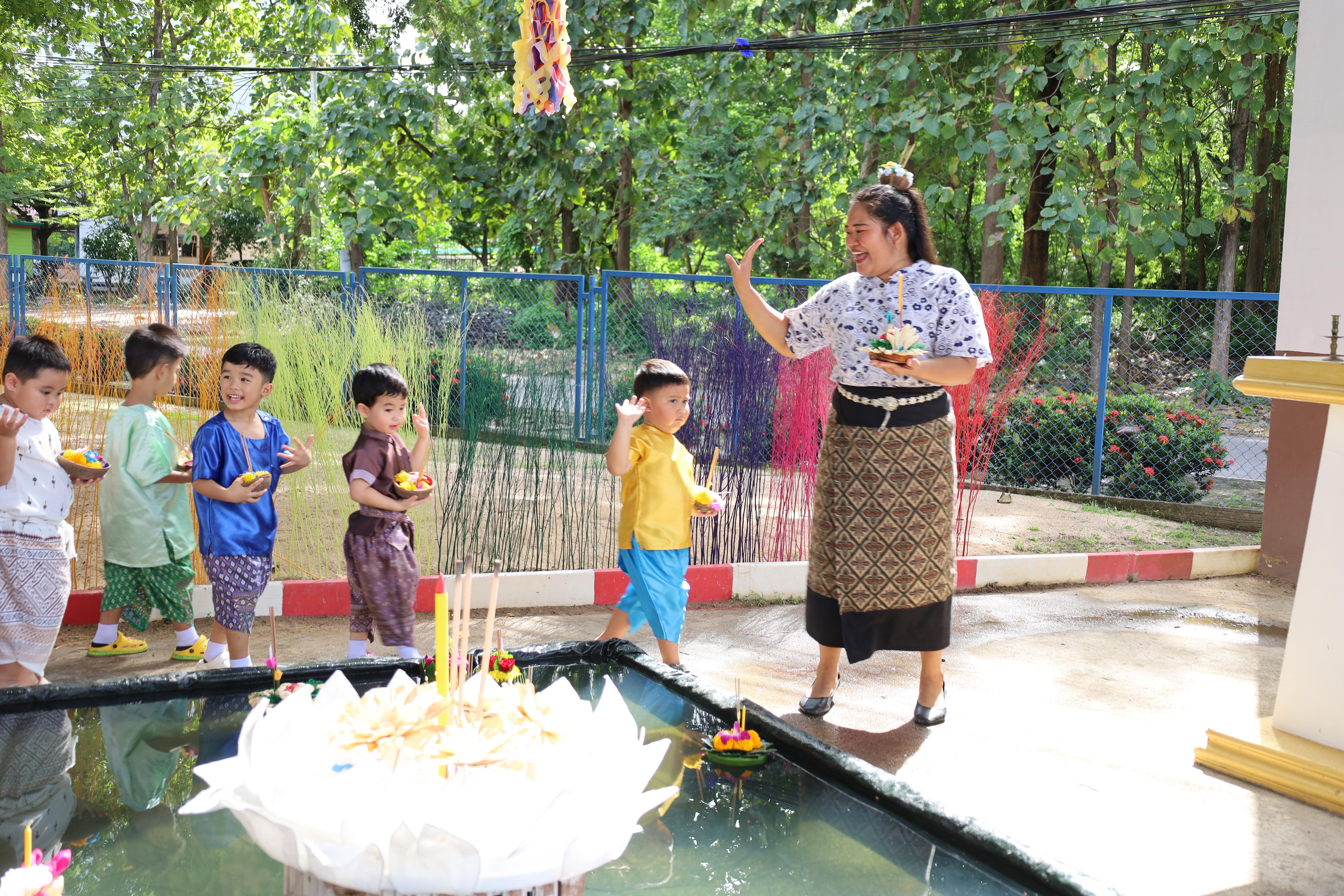 170. กิจกรรมลอยกระทงโรงเรียนอนุบาลราชภัฏกำแพงเพชร ประจำปีการศึกษา 2568