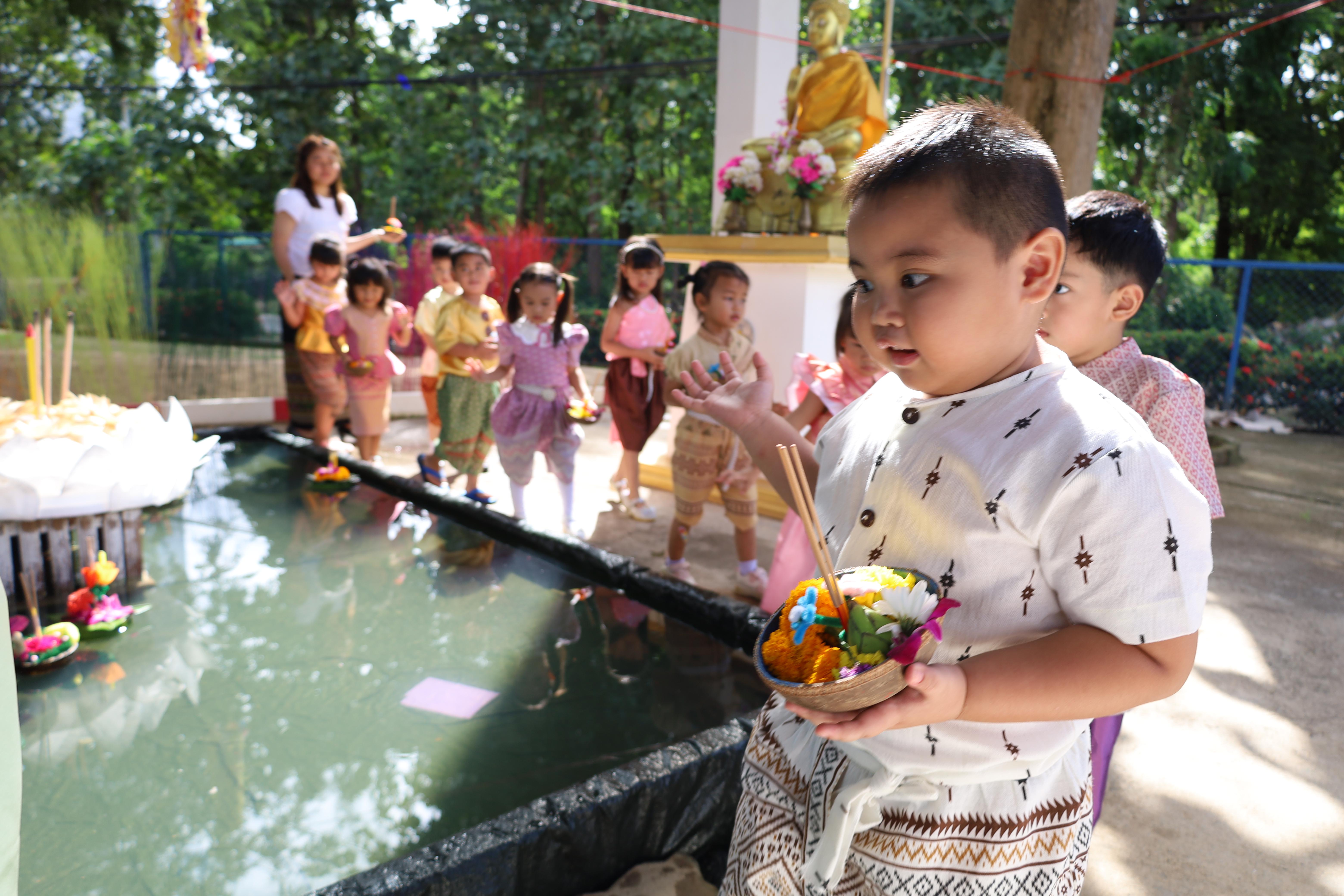 173. กิจกรรมลอยกระทงโรงเรียนอนุบาลราชภัฏกำแพงเพชร ประจำปีการศึกษา 2568