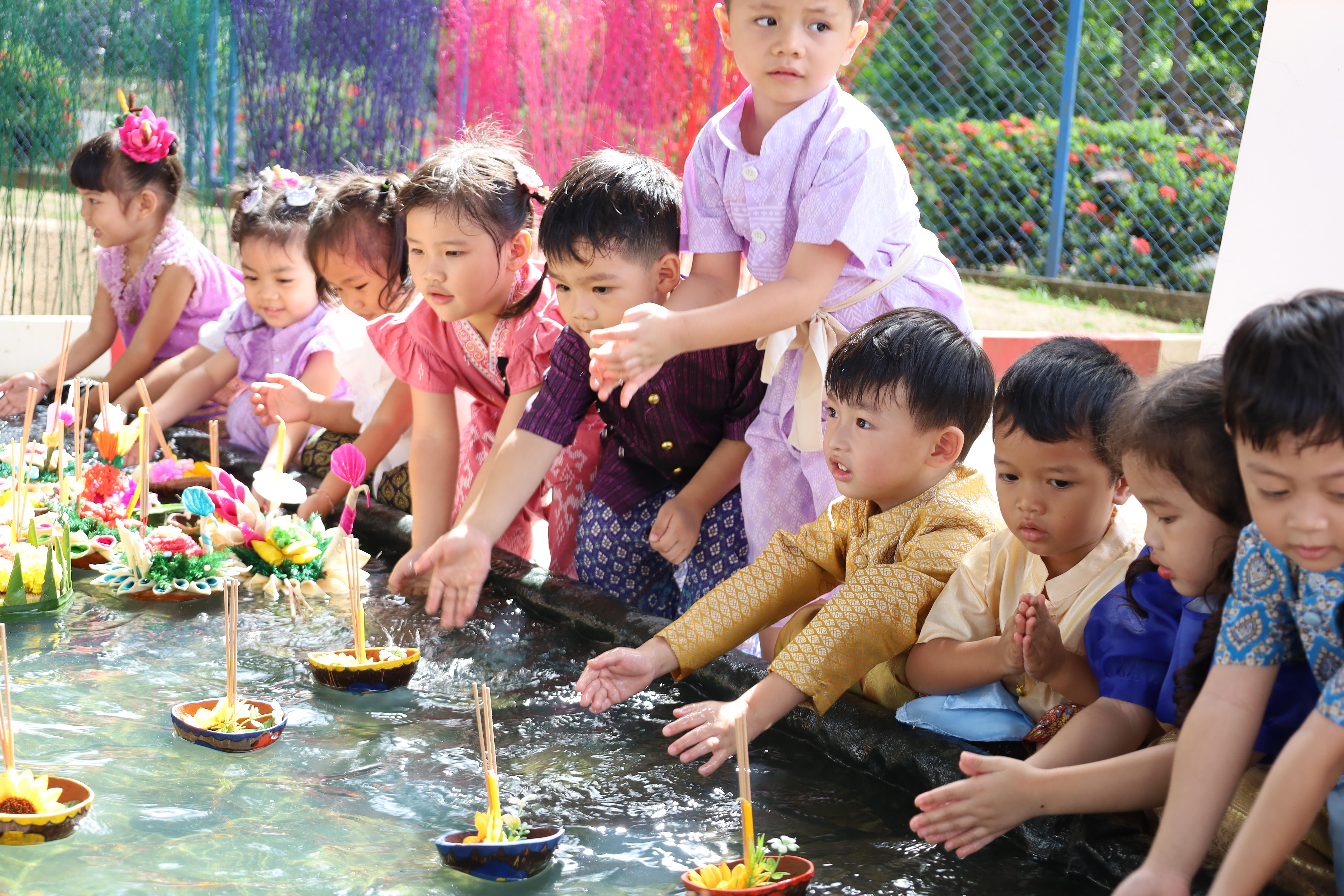 209. กิจกรรมลอยกระทงโรงเรียนอนุบาลราชภัฏกำแพงเพชร ประจำปีการศึกษา 2568