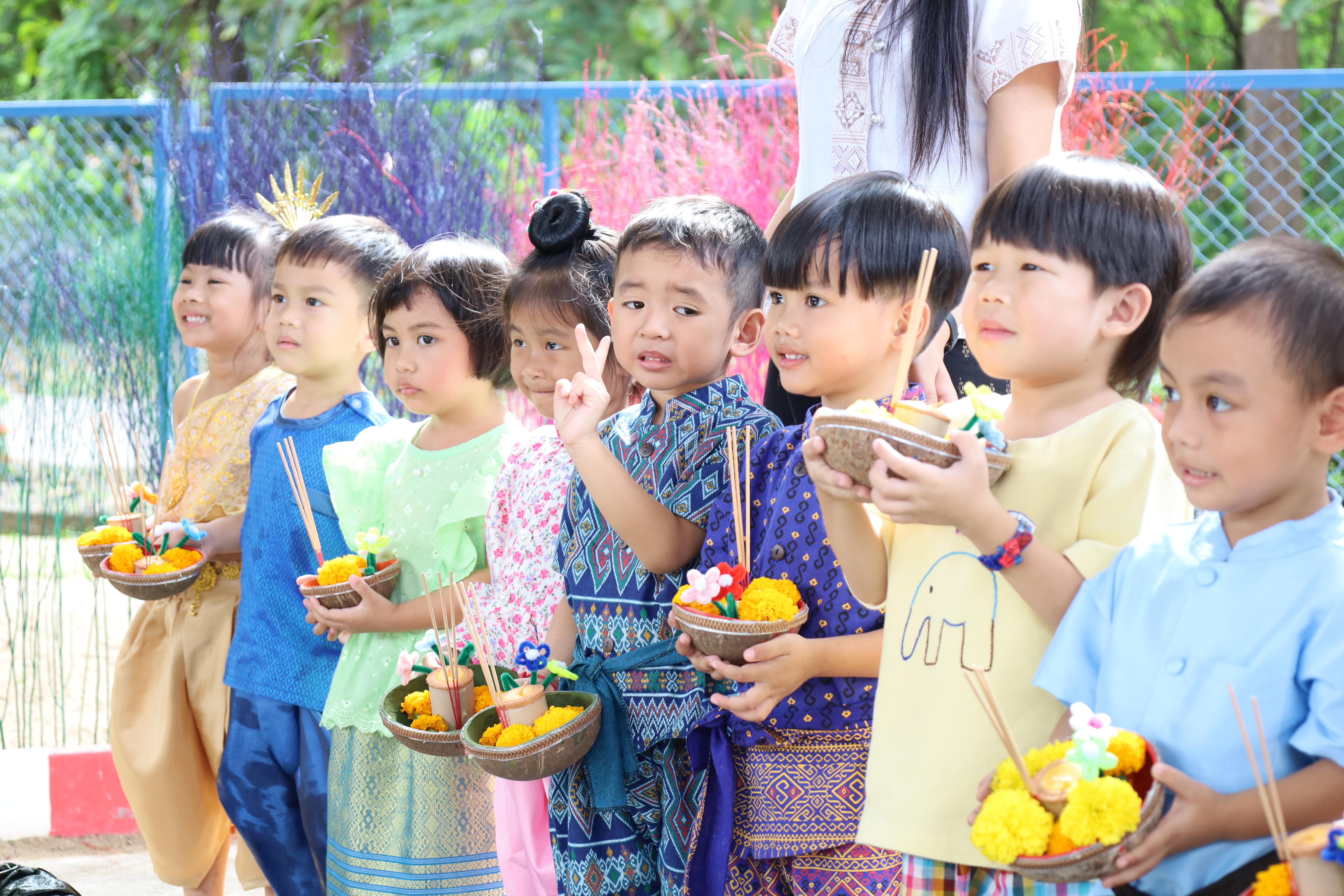 216. กิจกรรมลอยกระทงโรงเรียนอนุบาลราชภัฏกำแพงเพชร ประจำปีการศึกษา 2568