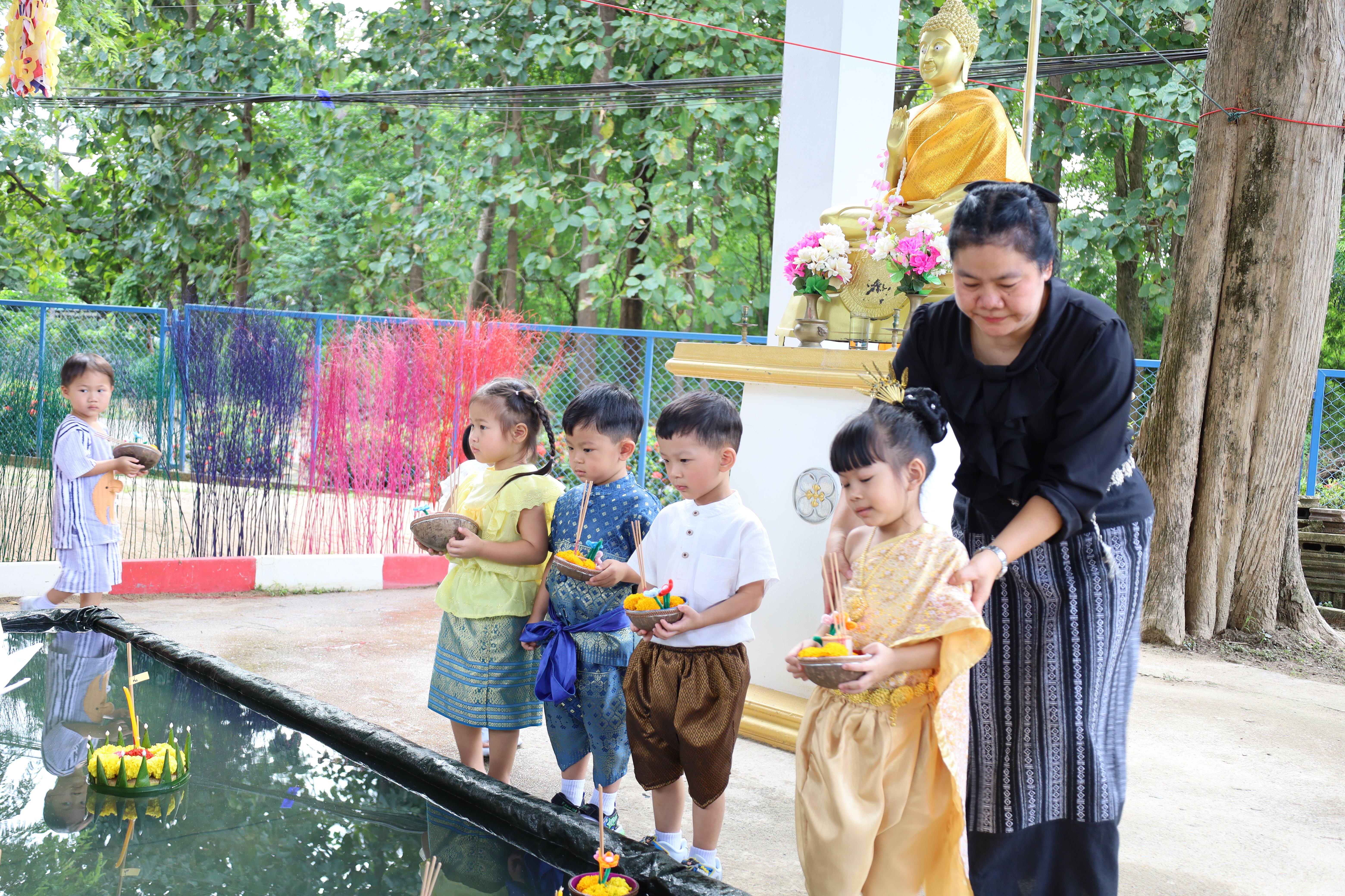 222. กิจกรรมลอยกระทงโรงเรียนอนุบาลราชภัฏกำแพงเพชร ประจำปีการศึกษา 2568