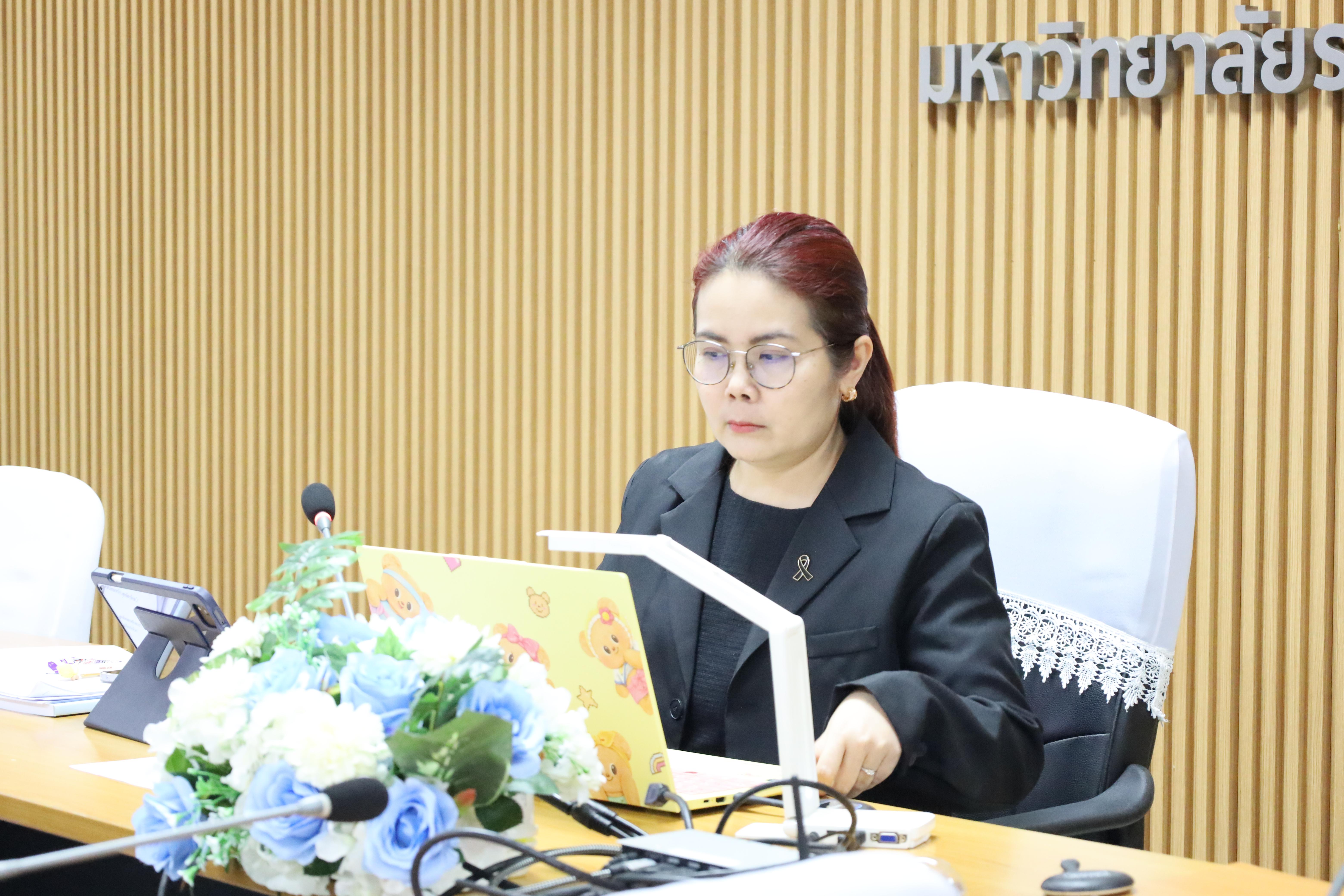 11. การประชุมการกรอกแผนการเรียน