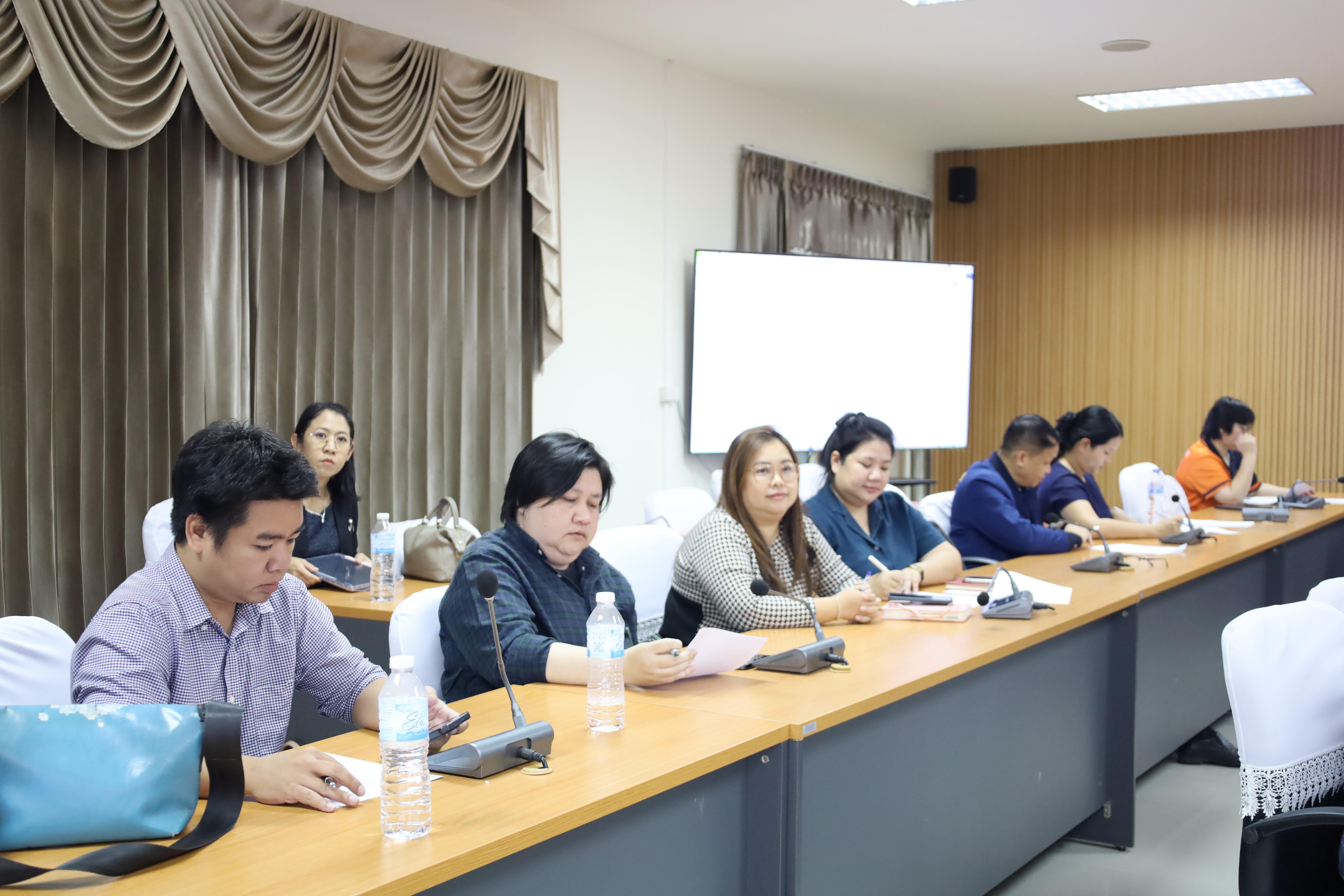 17. การประชุมการกรอกแผนการเรียน