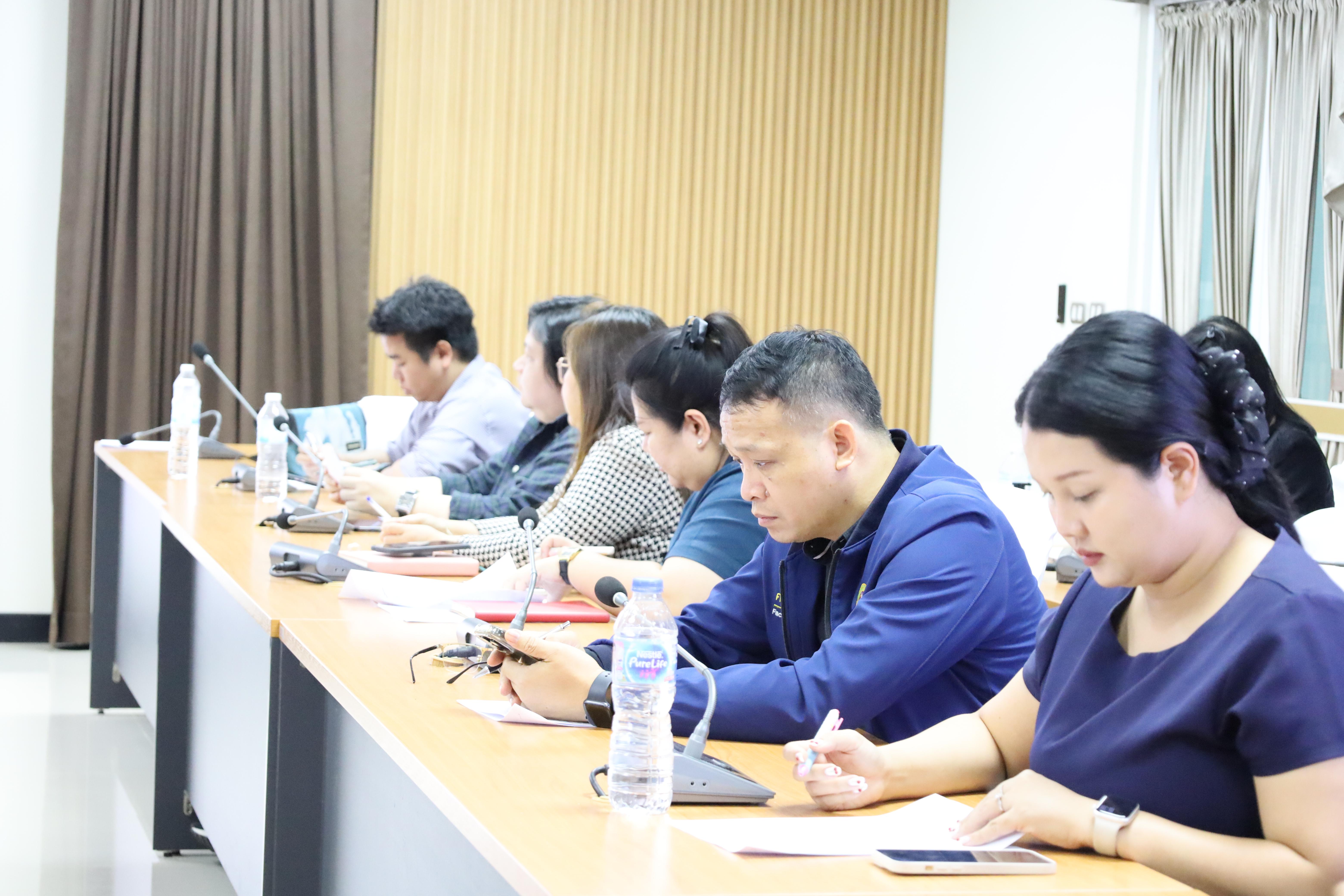 22. การประชุมการกรอกแผนการเรียน