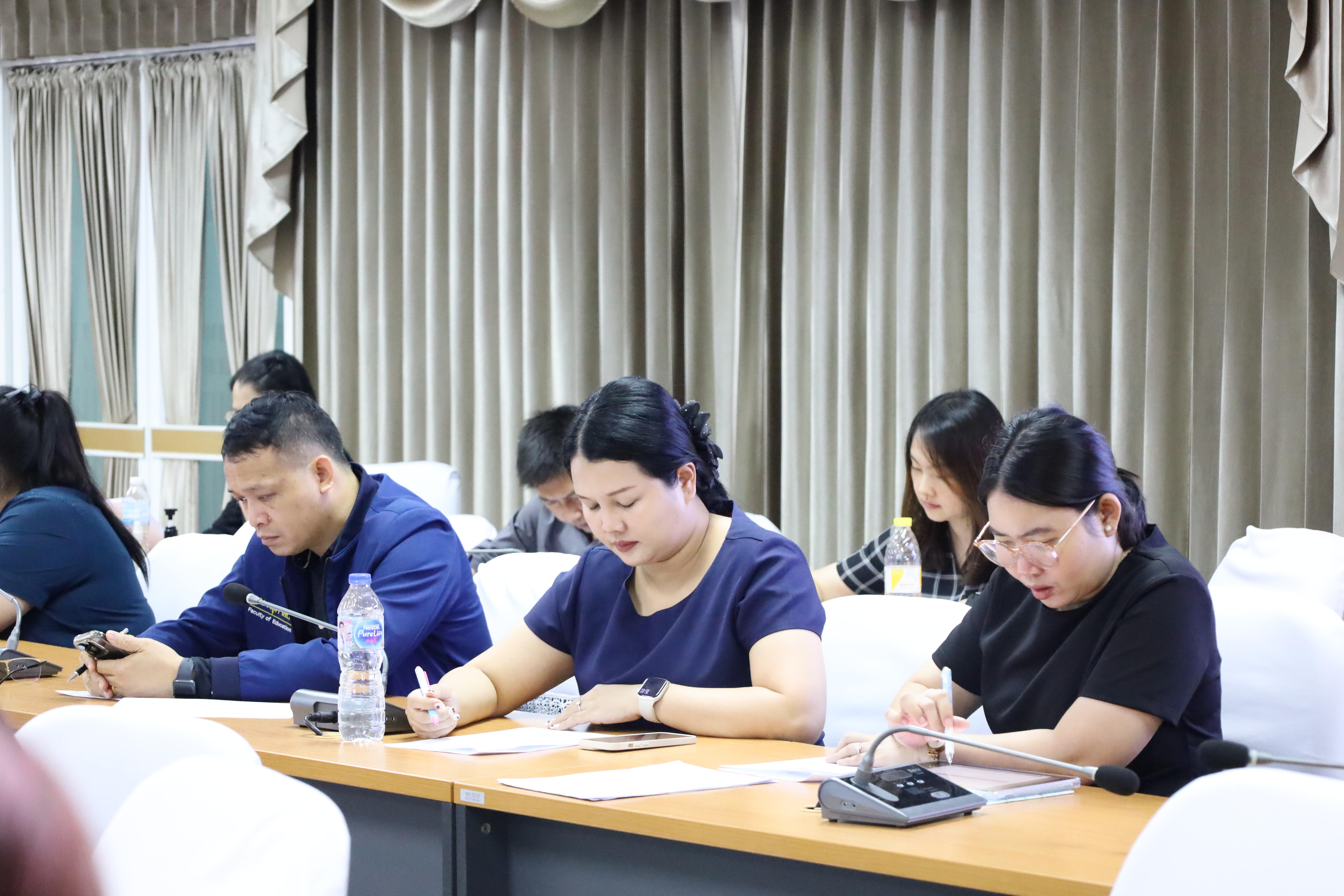 26. การประชุมการกรอกแผนการเรียน