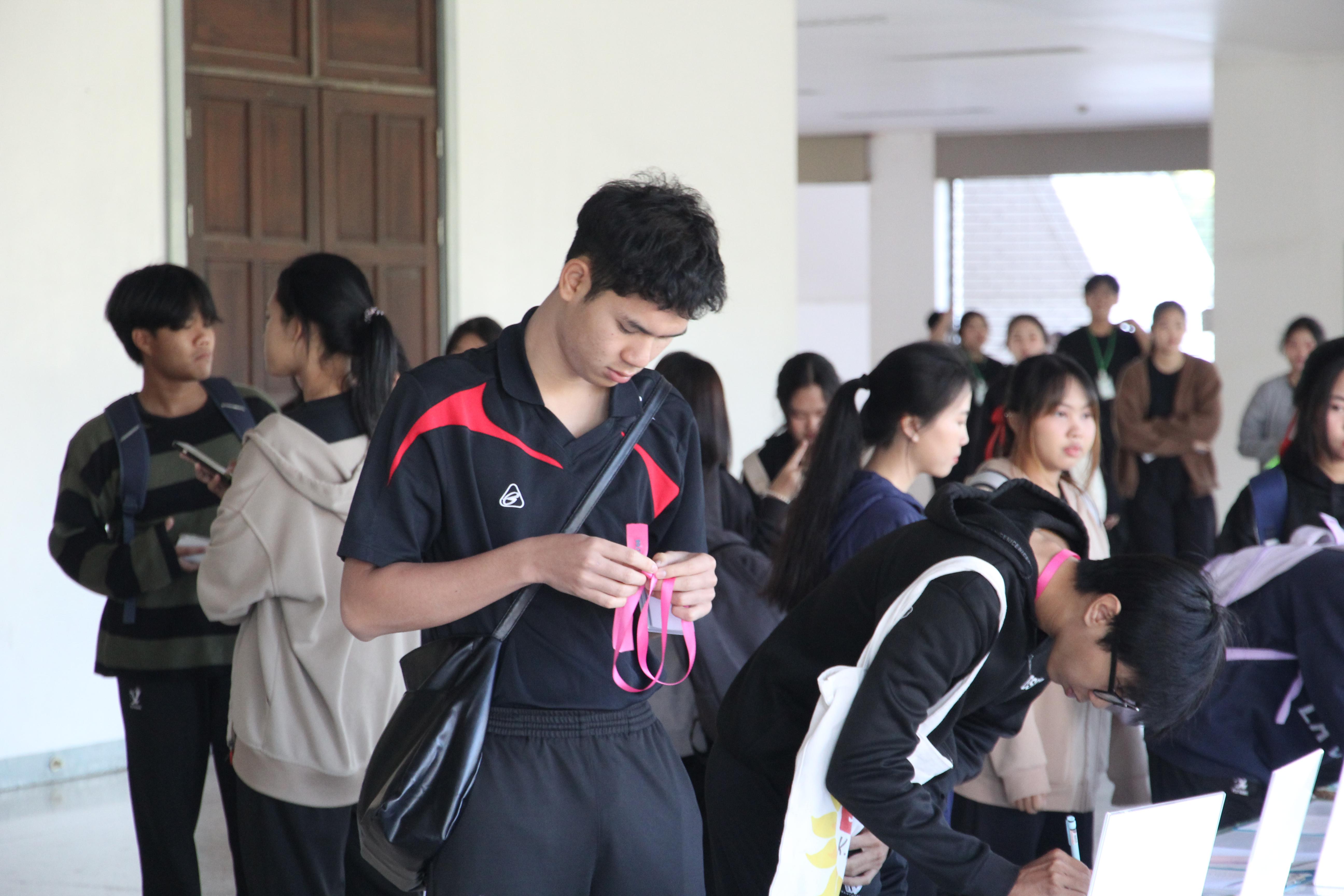 2. อบรมเชิงปฏิบัติการพัฒนาทักษะนักศึกษาตามมาตรฐานสมรรถนะ ชั้นปีที่ 1 "ครูดี"