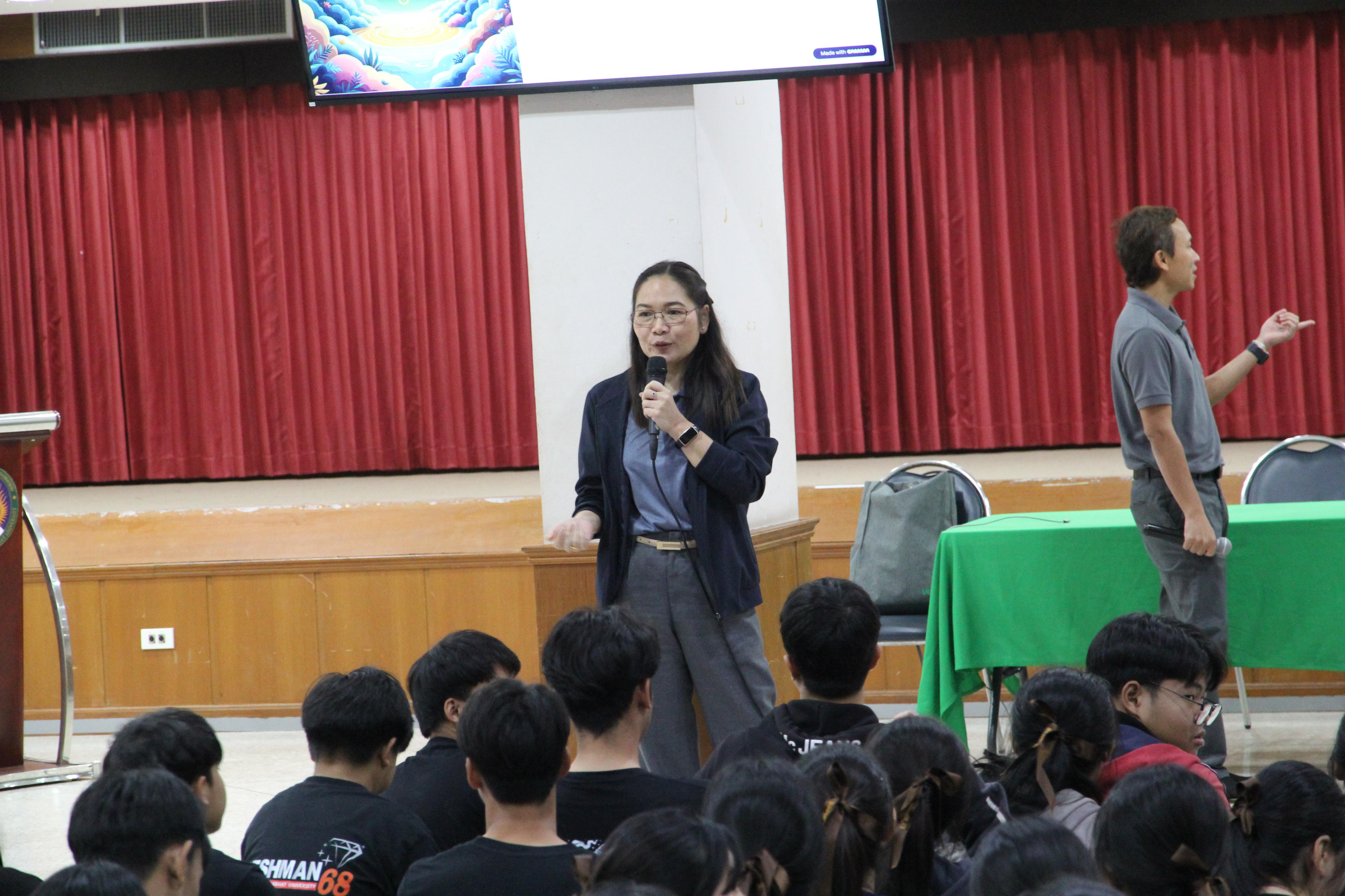 37. อบรมเชิงปฏิบัติการพัฒนาทักษะนักศึกษาตามมาตรฐานสมรรถนะ ชั้นปีที่ 1 "ครูดี"