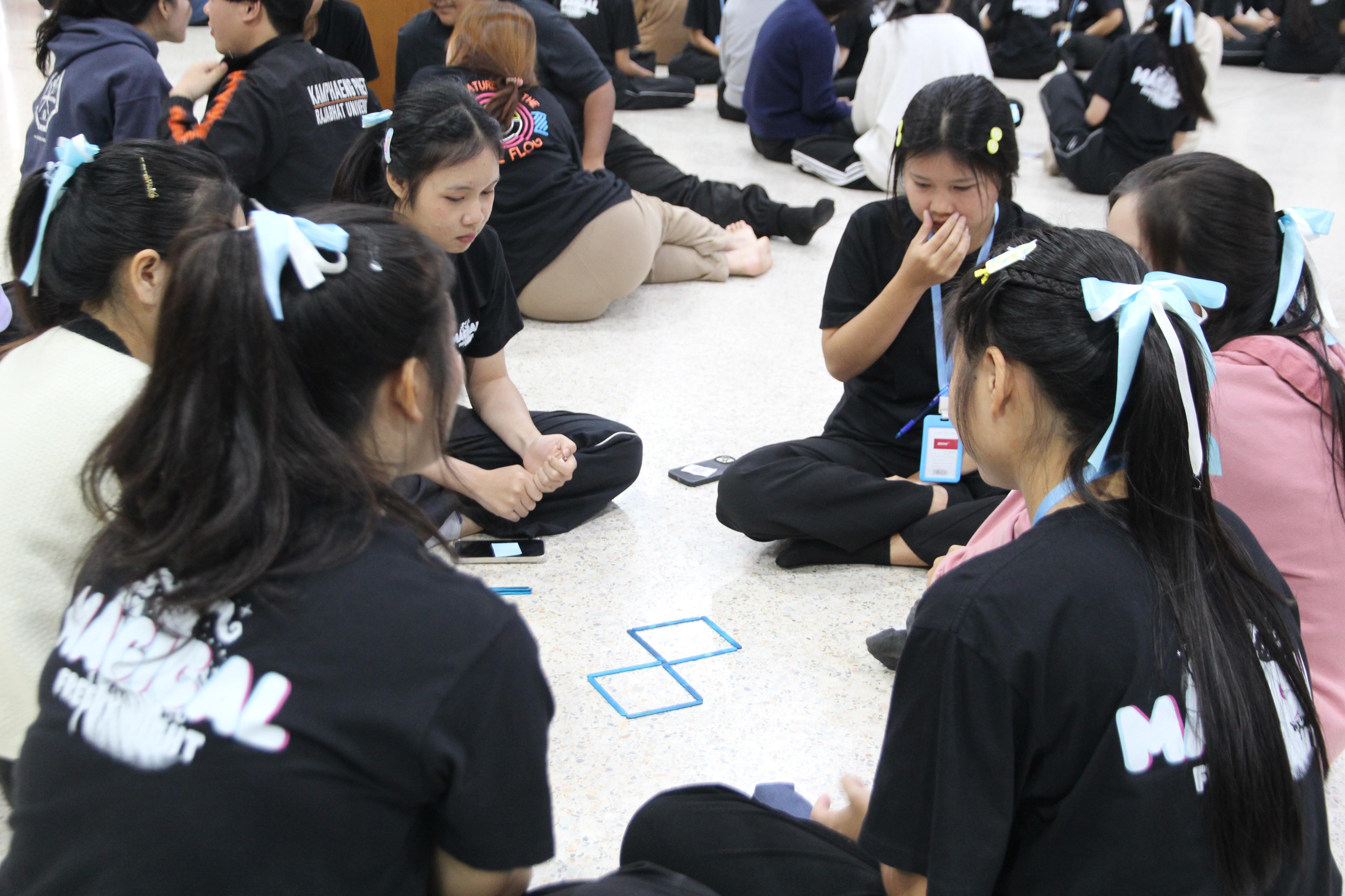 102. อบรมเชิงปฏิบัติการพัฒนาทักษะนักศึกษาตามมาตรฐานสมรรถนะ ชั้นปีที่ 1 "ครูดี"