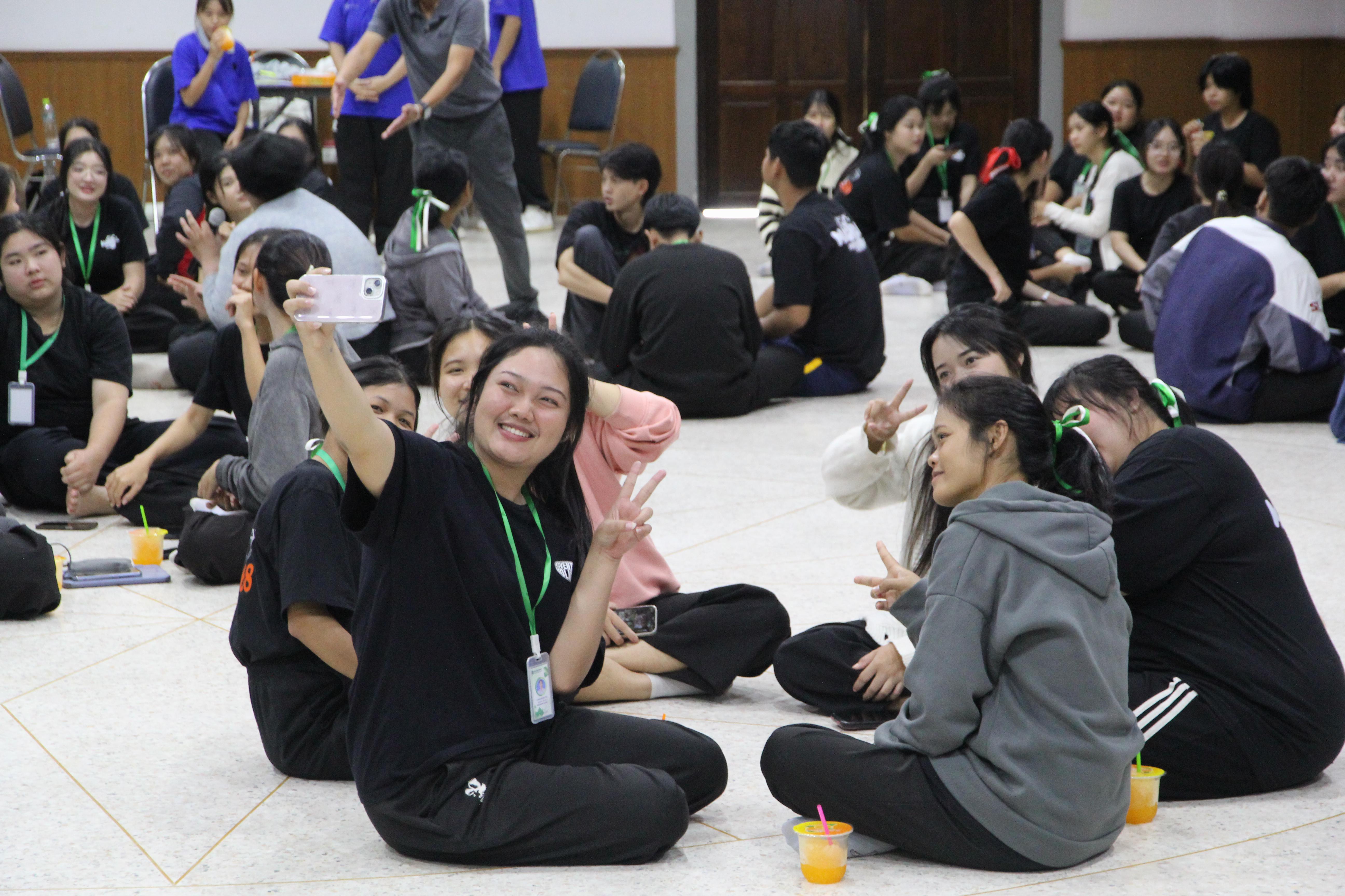 160. อบรมเชิงปฏิบัติการพัฒนาทักษะนักศึกษาตามมาตรฐานสมรรถนะ ชั้นปีที่ 1 "ครูดี"