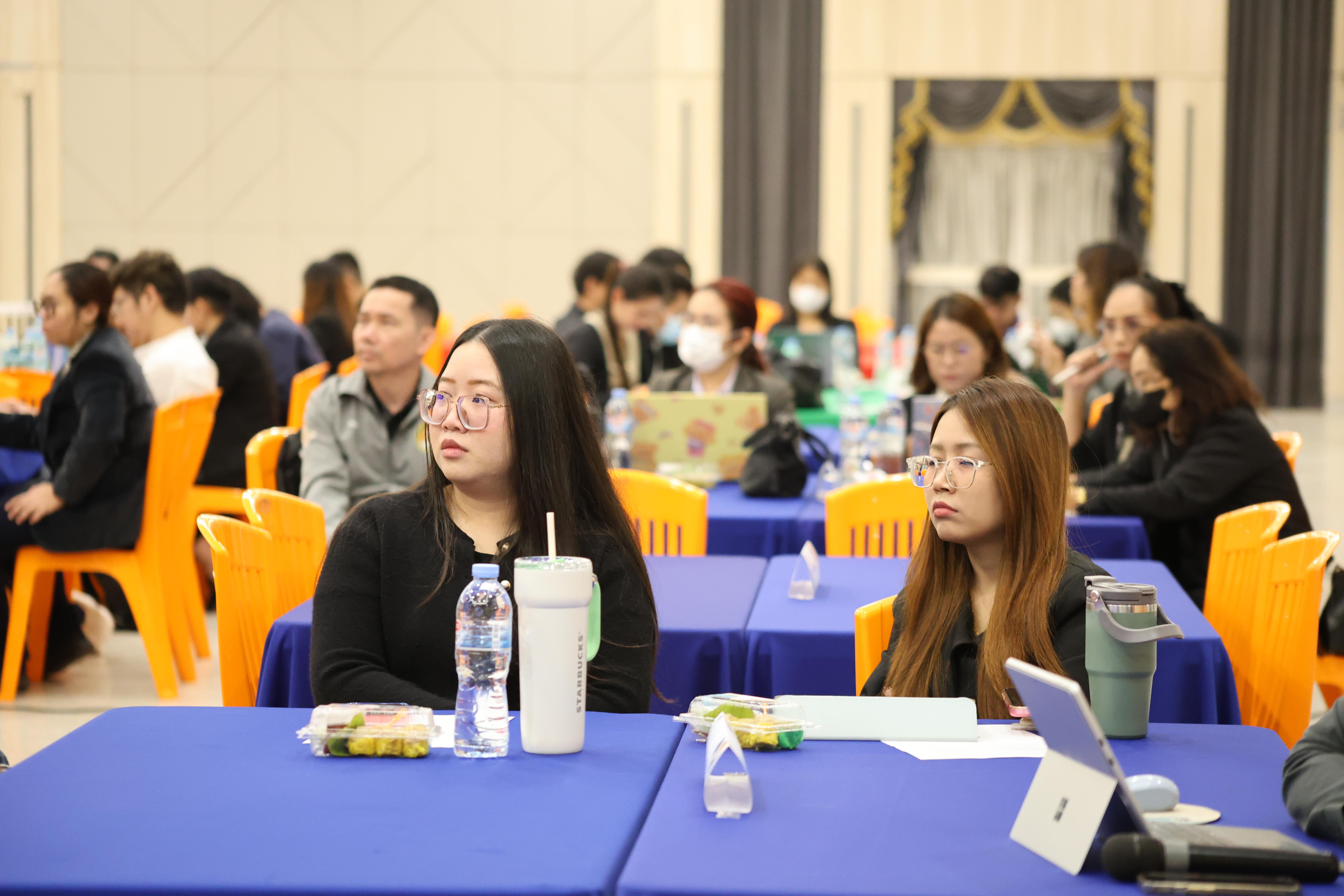 4. โครงการอบรมเชิงปฏิบัติการการพัฒนาคุณภาพอาจารย์