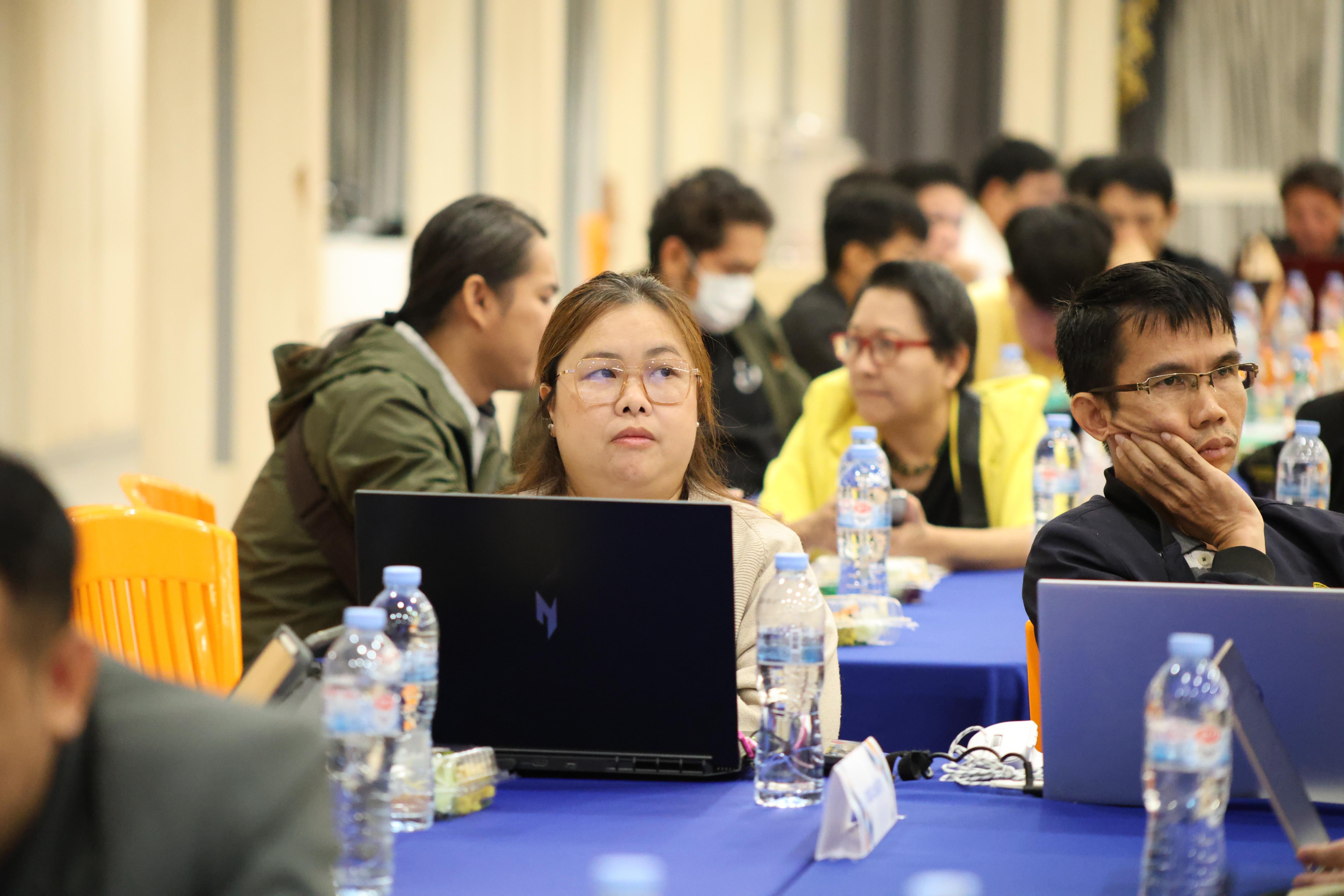 21. โครงการอบรมเชิงปฏิบัติการการพัฒนาคุณภาพอาจารย์