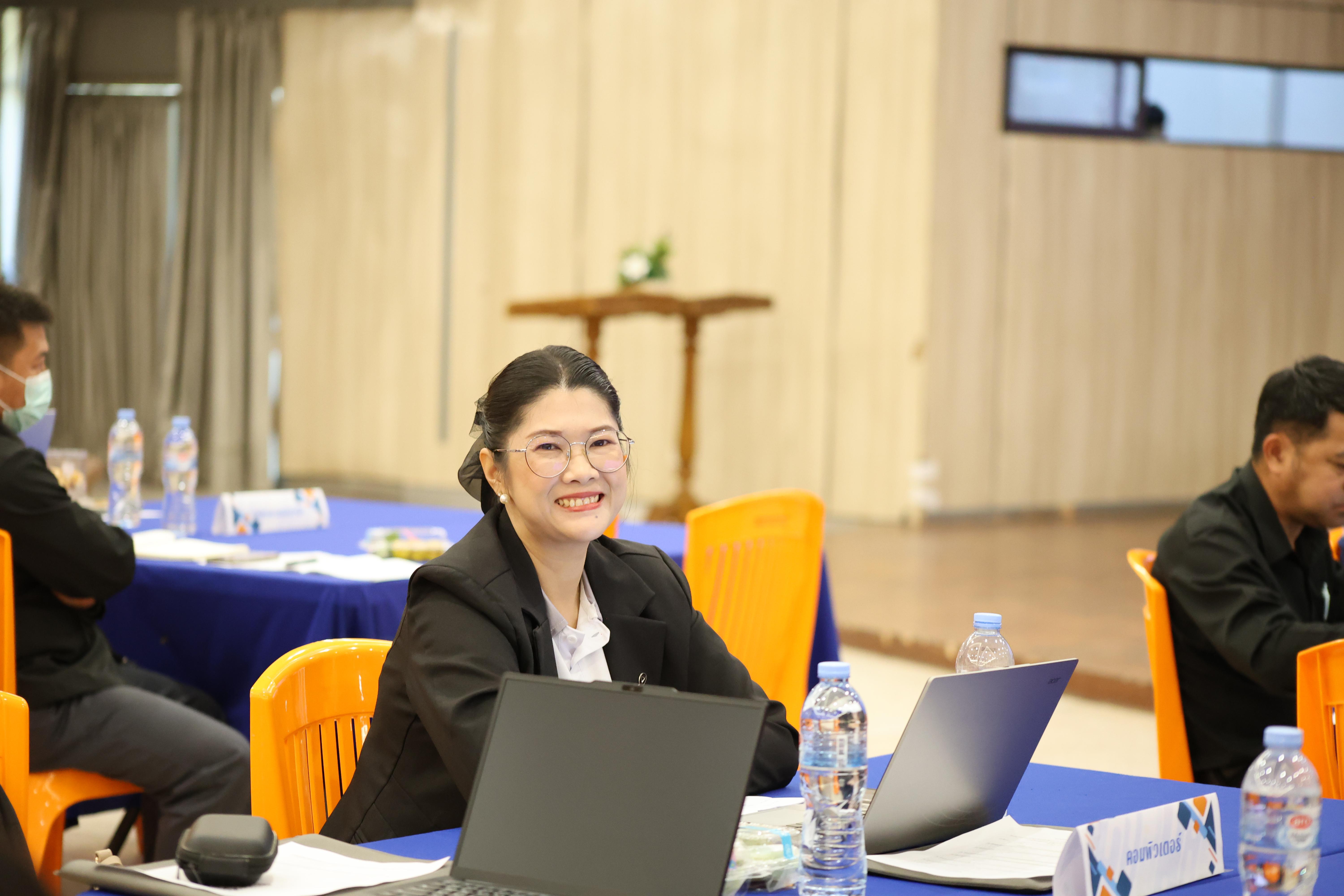 37. โครงการอบรมเชิงปฏิบัติการการพัฒนาคุณภาพอาจารย์