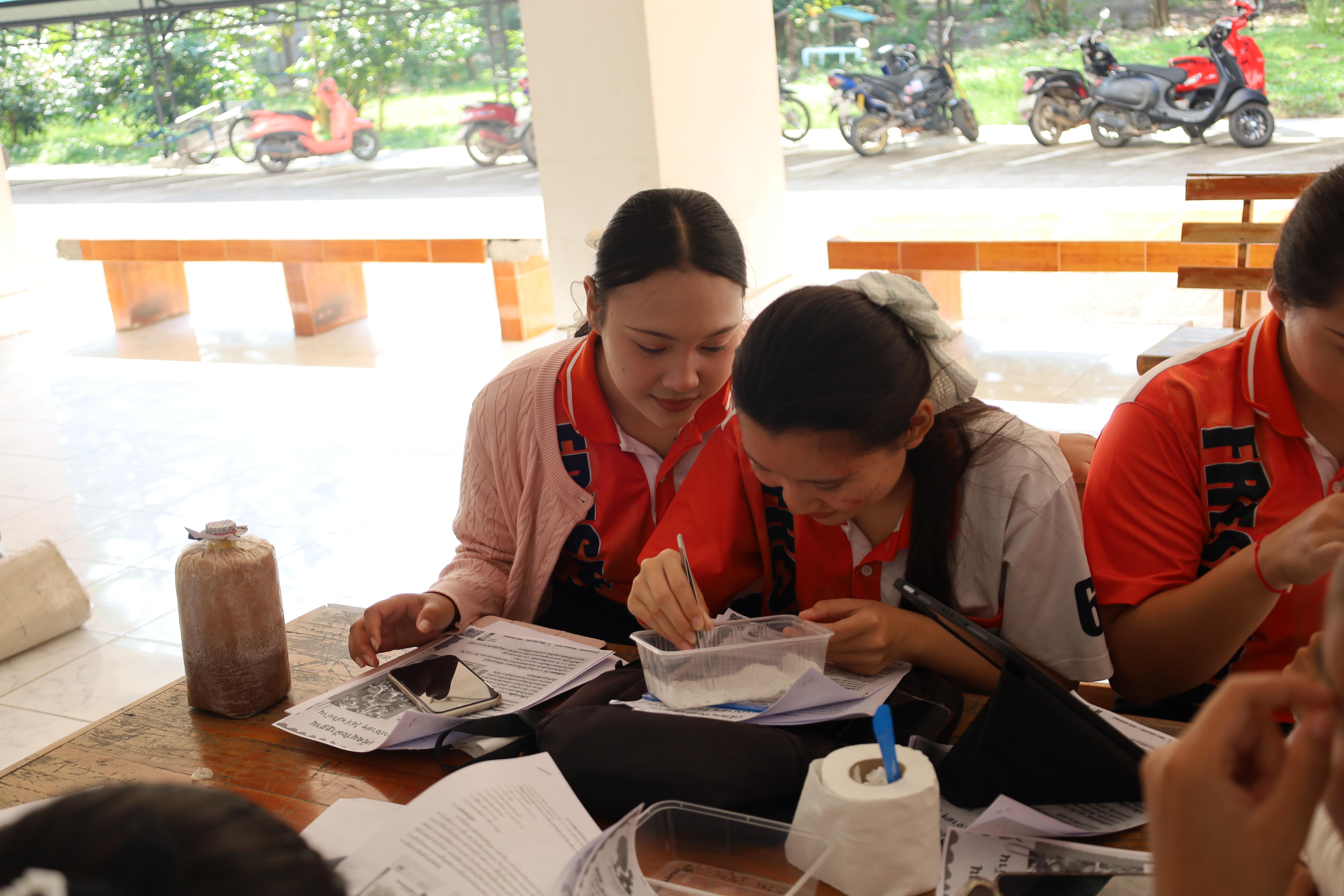 30. การมอบโรงเรือนปลูกพืชไร้ดิน