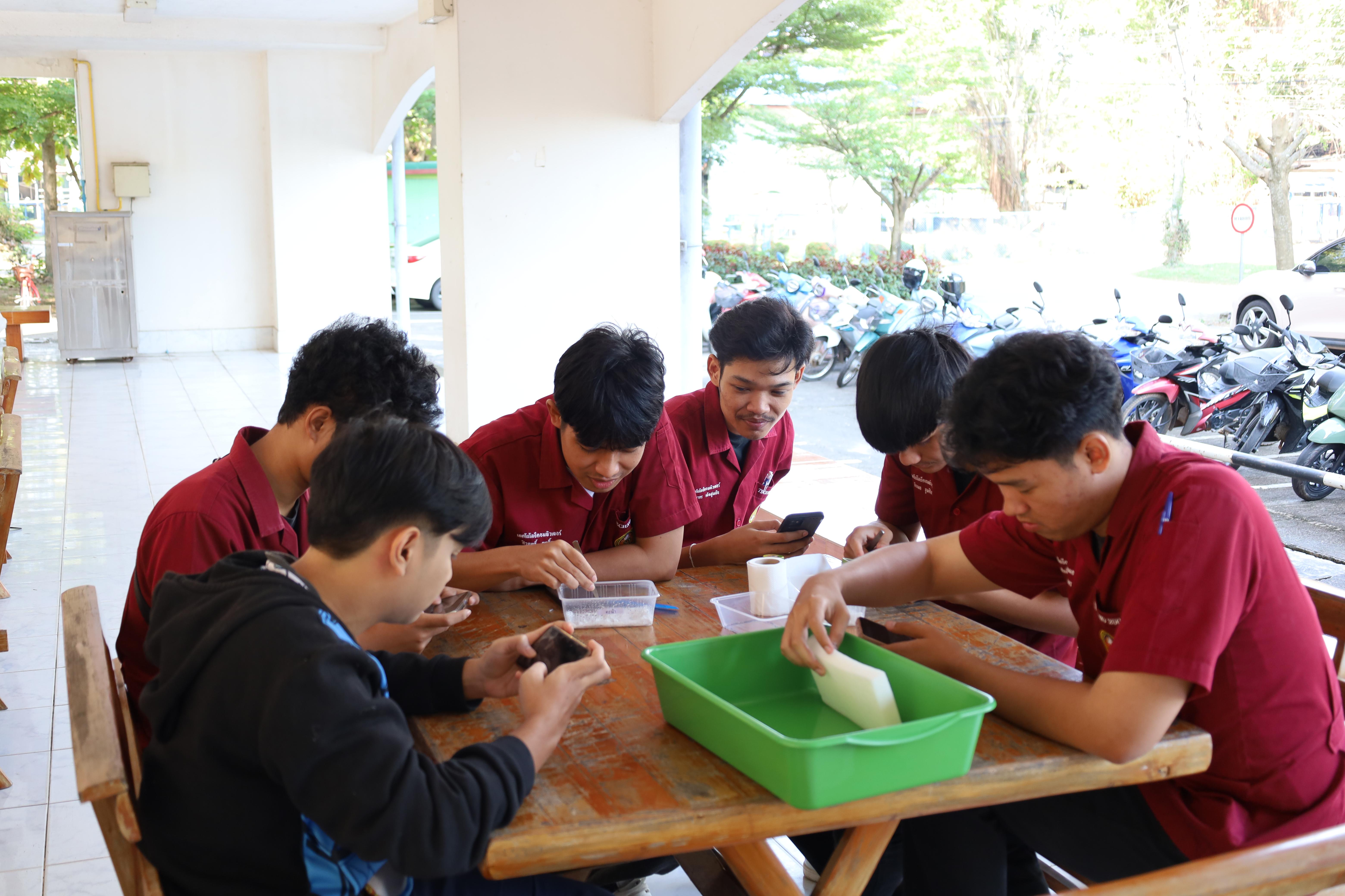 34. การมอบโรงเรือนปลูกพืชไร้ดิน