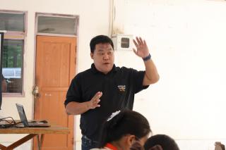 1. การมอบโรงเรือนปลูกพืชไร้ดิน