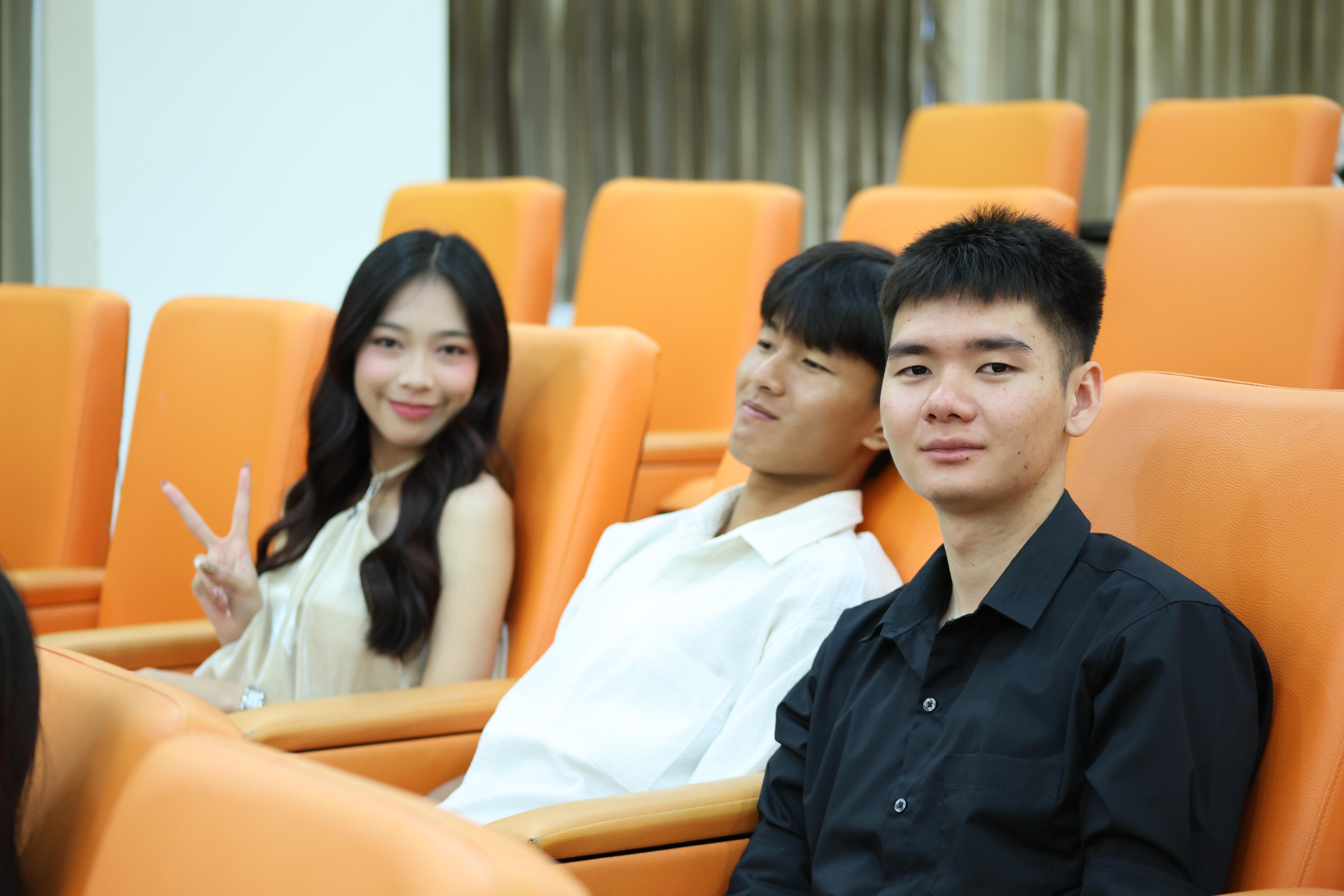 16. Christmas Party 2025