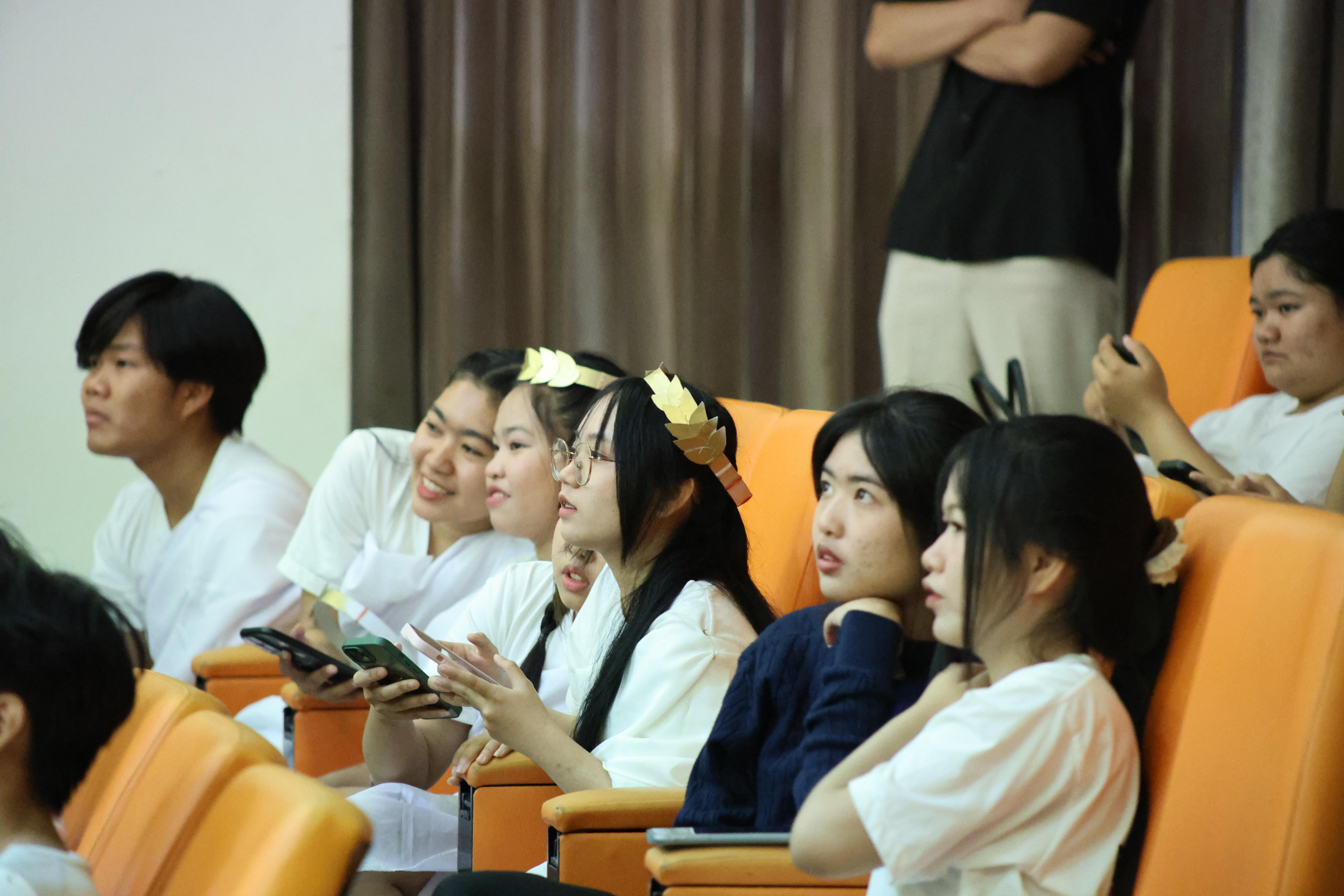 87. Christmas Party 2025