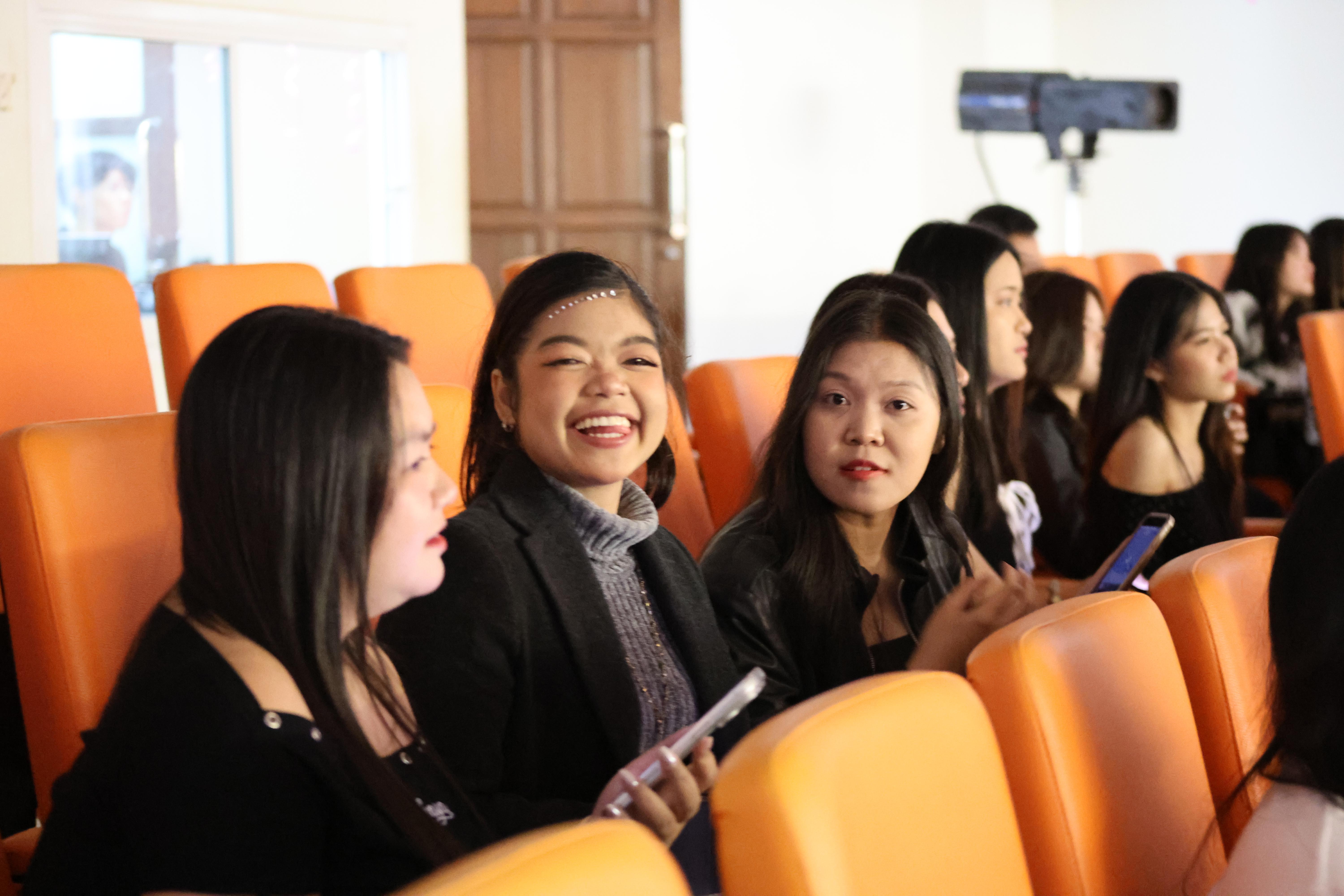 98. Christmas Party 2025