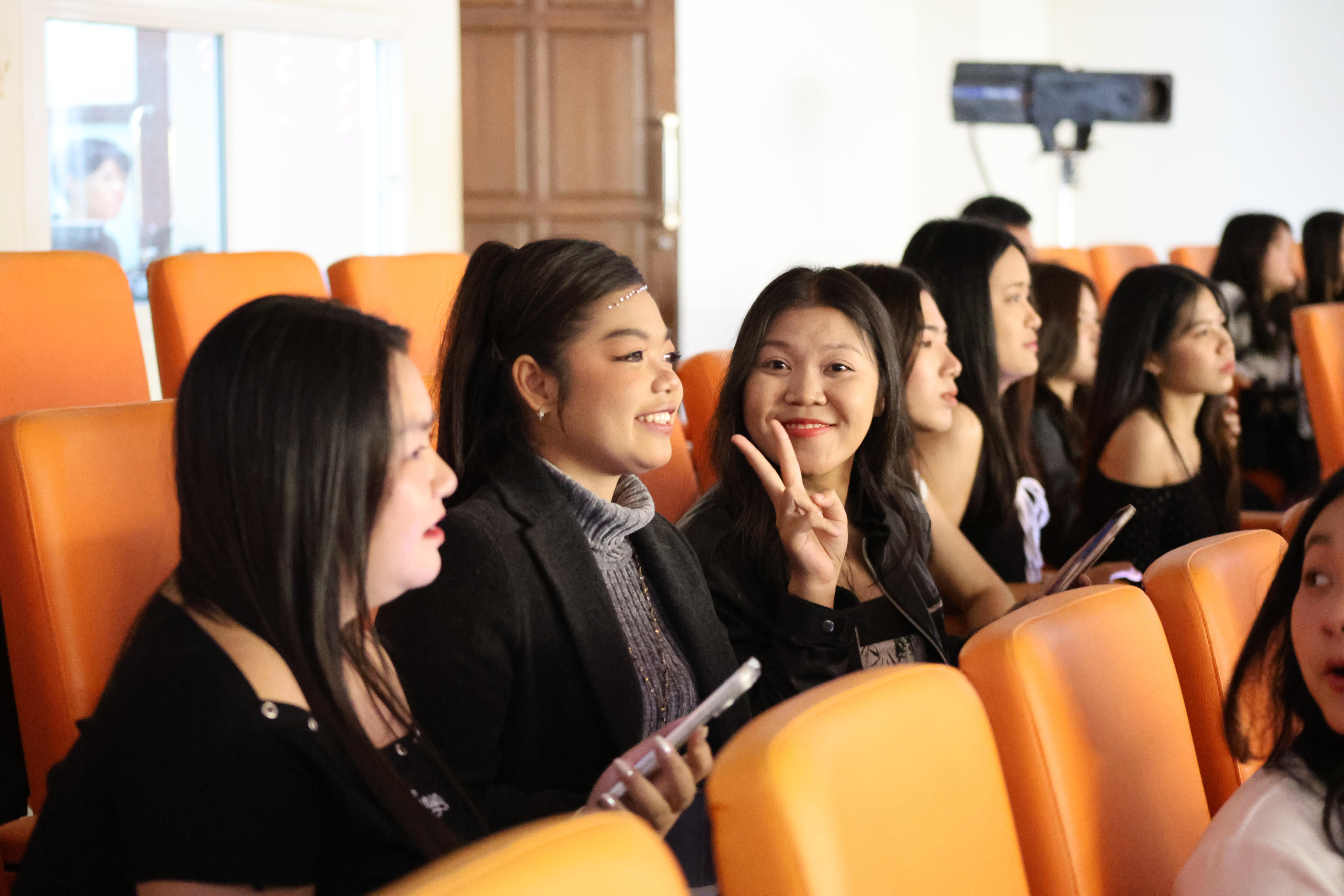 99. Christmas Party 2025