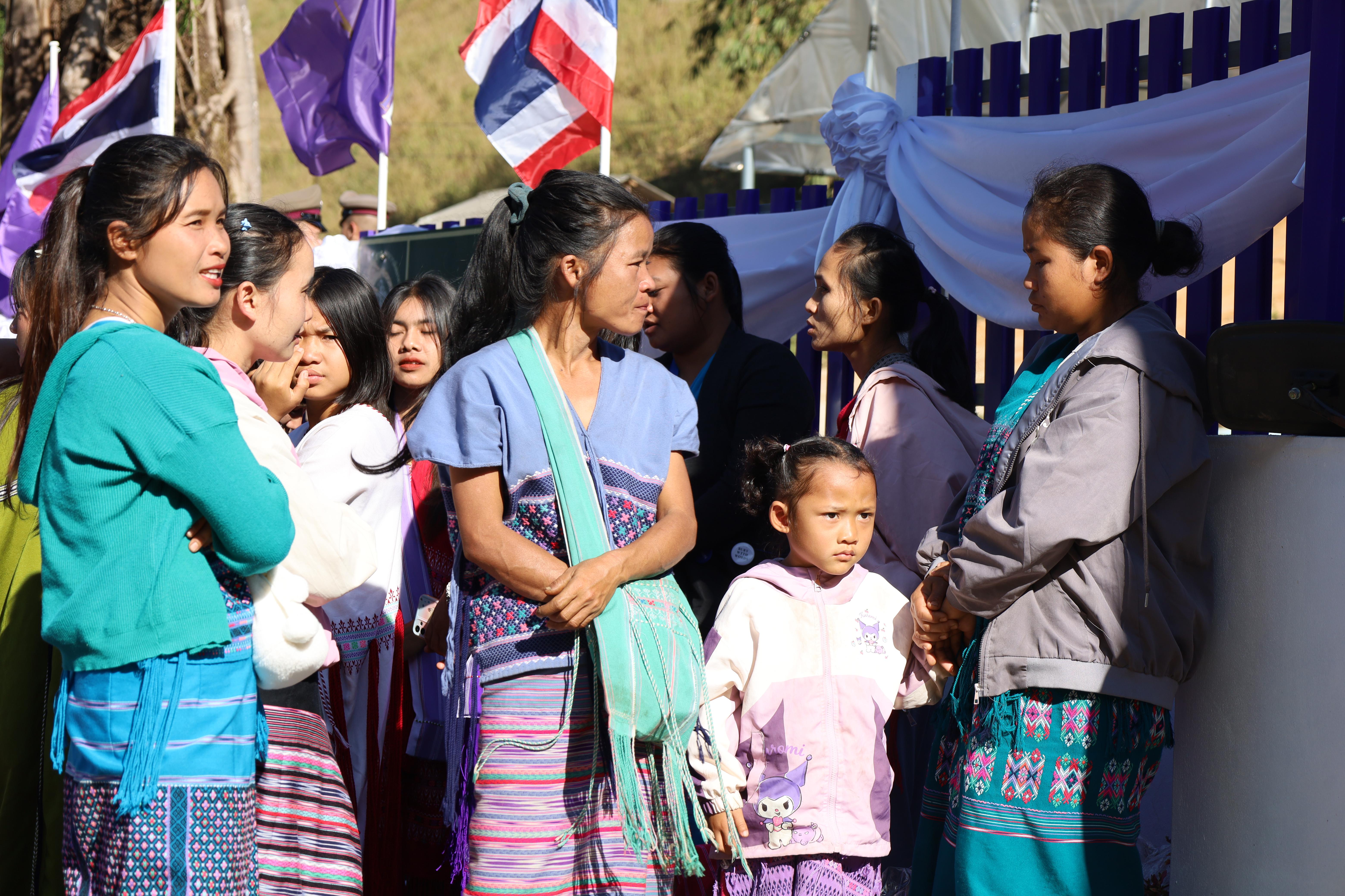 3. รับเสด็จฯ สมเด็จพระกนิษฐาธิราชเจ้า กรมสมเด็จพระเทพรัตนราชสุดาฯ สยามบรมราชกุมารี