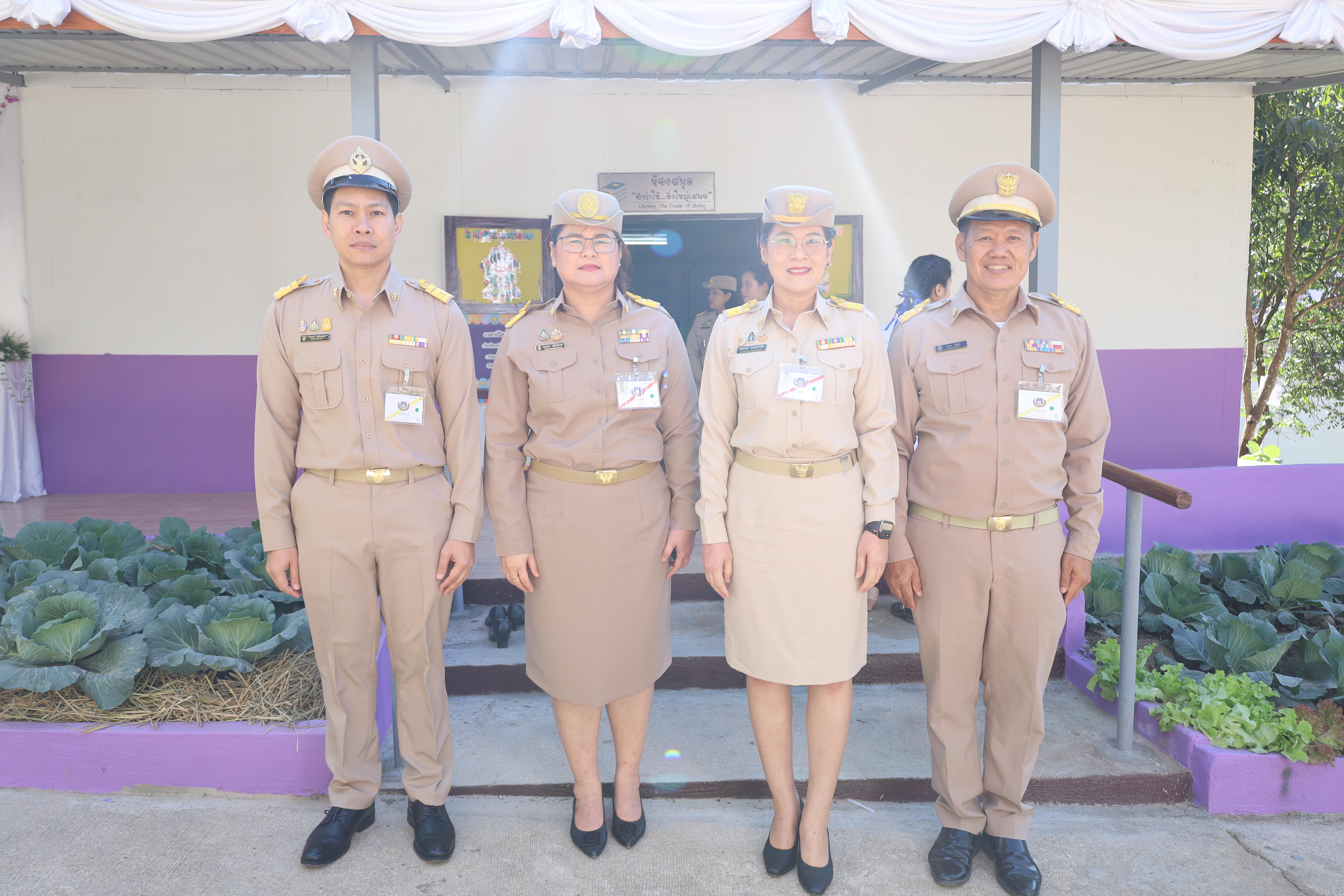 13. รับเสด็จฯ สมเด็จพระกนิษฐาธิราชเจ้า กรมสมเด็จพระเทพรัตนราชสุดาฯ สยามบรมราชกุมารี