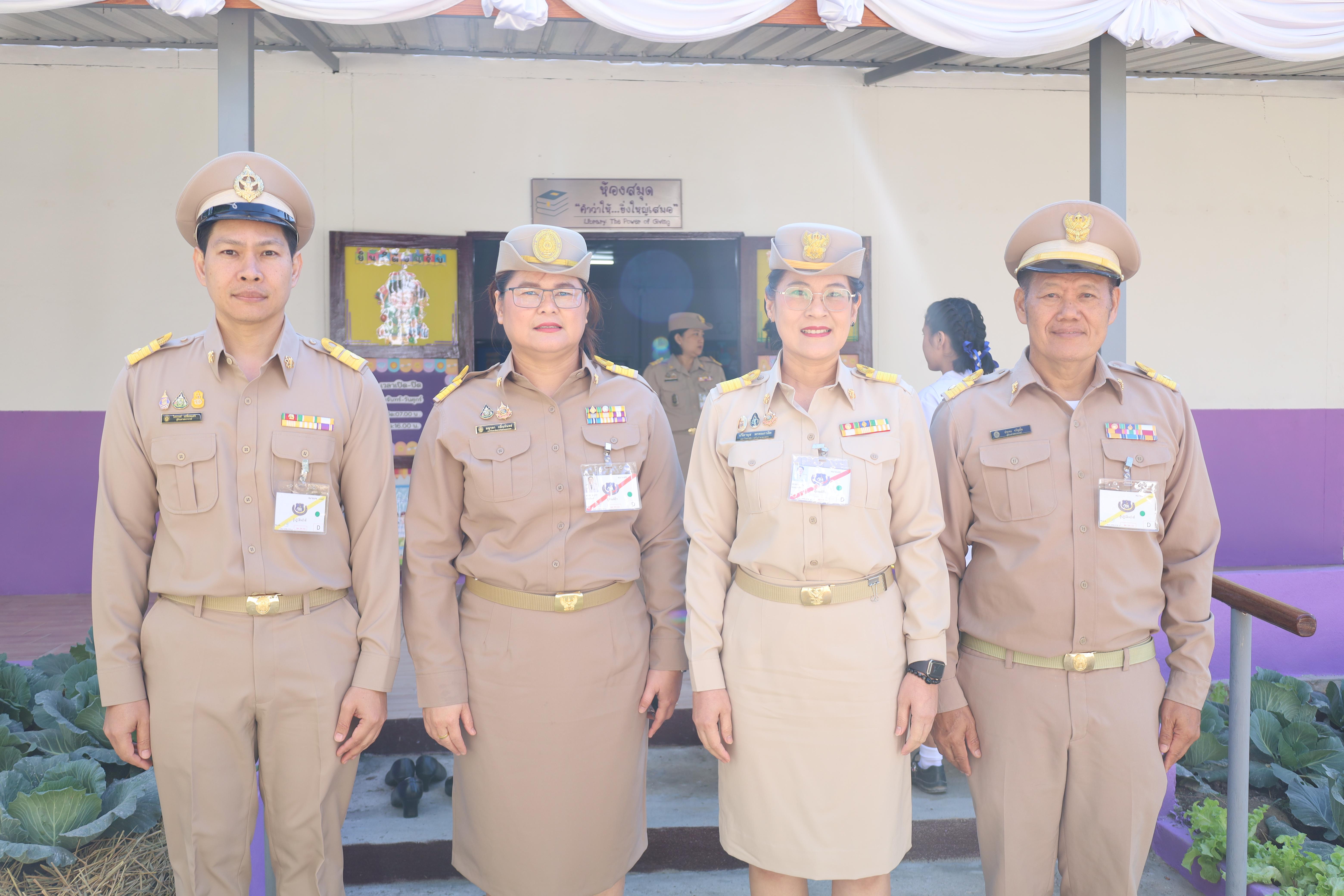 14. รับเสด็จฯ สมเด็จพระกนิษฐาธิราชเจ้า กรมสมเด็จพระเทพรัตนราชสุดาฯ สยามบรมราชกุมารี