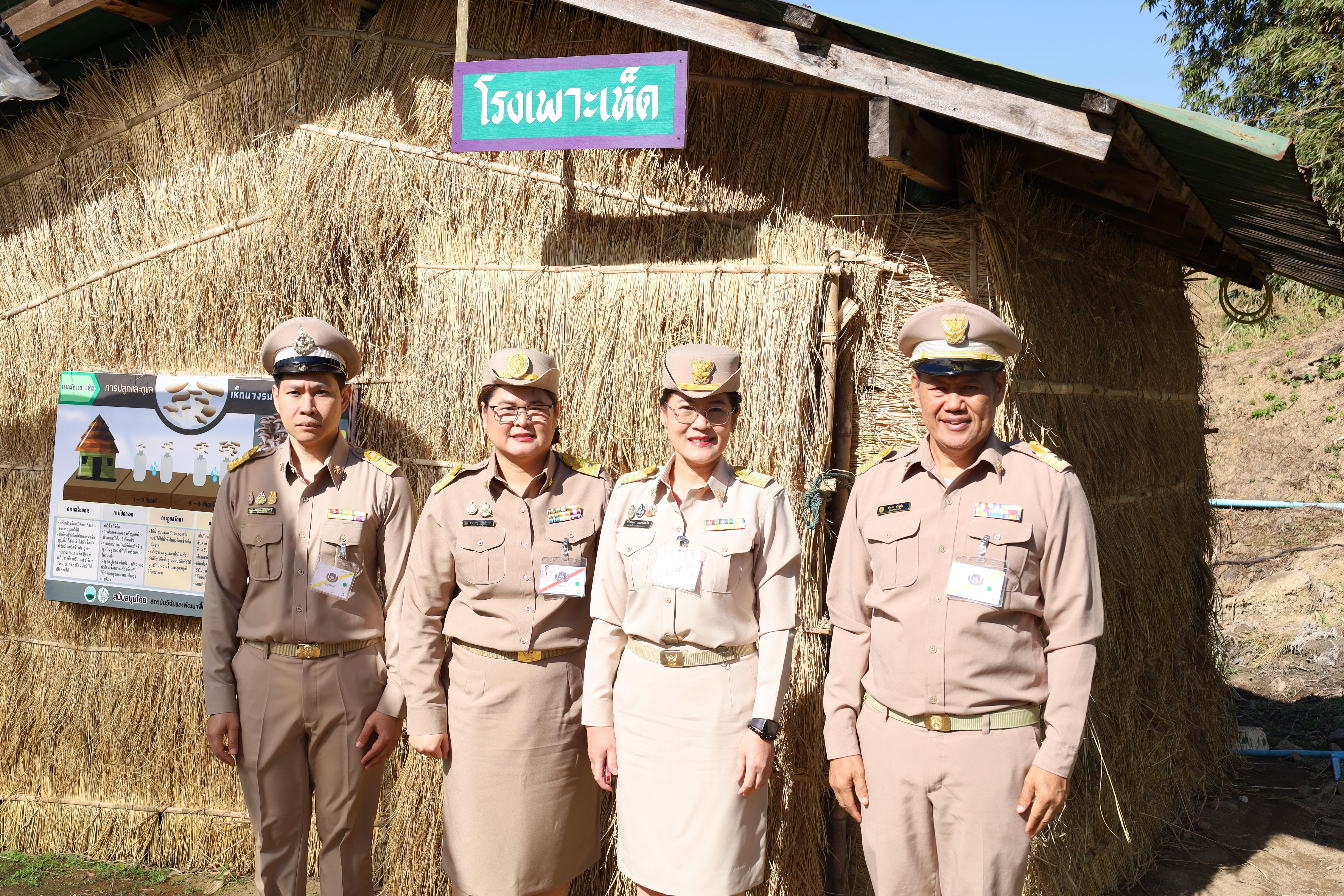 19. รับเสด็จฯ สมเด็จพระกนิษฐาธิราชเจ้า กรมสมเด็จพระเทพรัตนราชสุดาฯ สยามบรมราชกุมารี