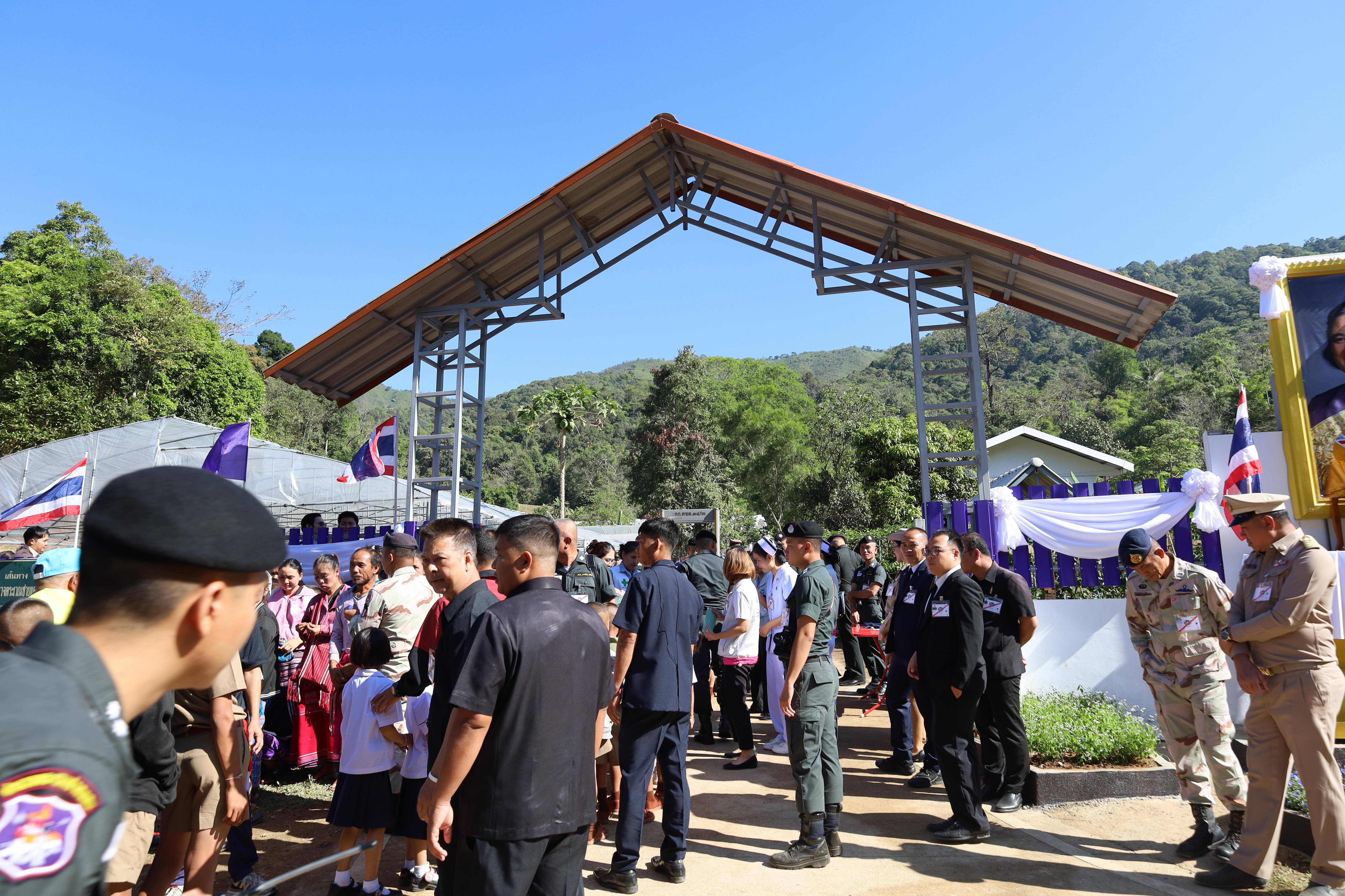 34. รับเสด็จฯ สมเด็จพระกนิษฐาธิราชเจ้า กรมสมเด็จพระเทพรัตนราชสุดาฯ สยามบรมราชกุมารี