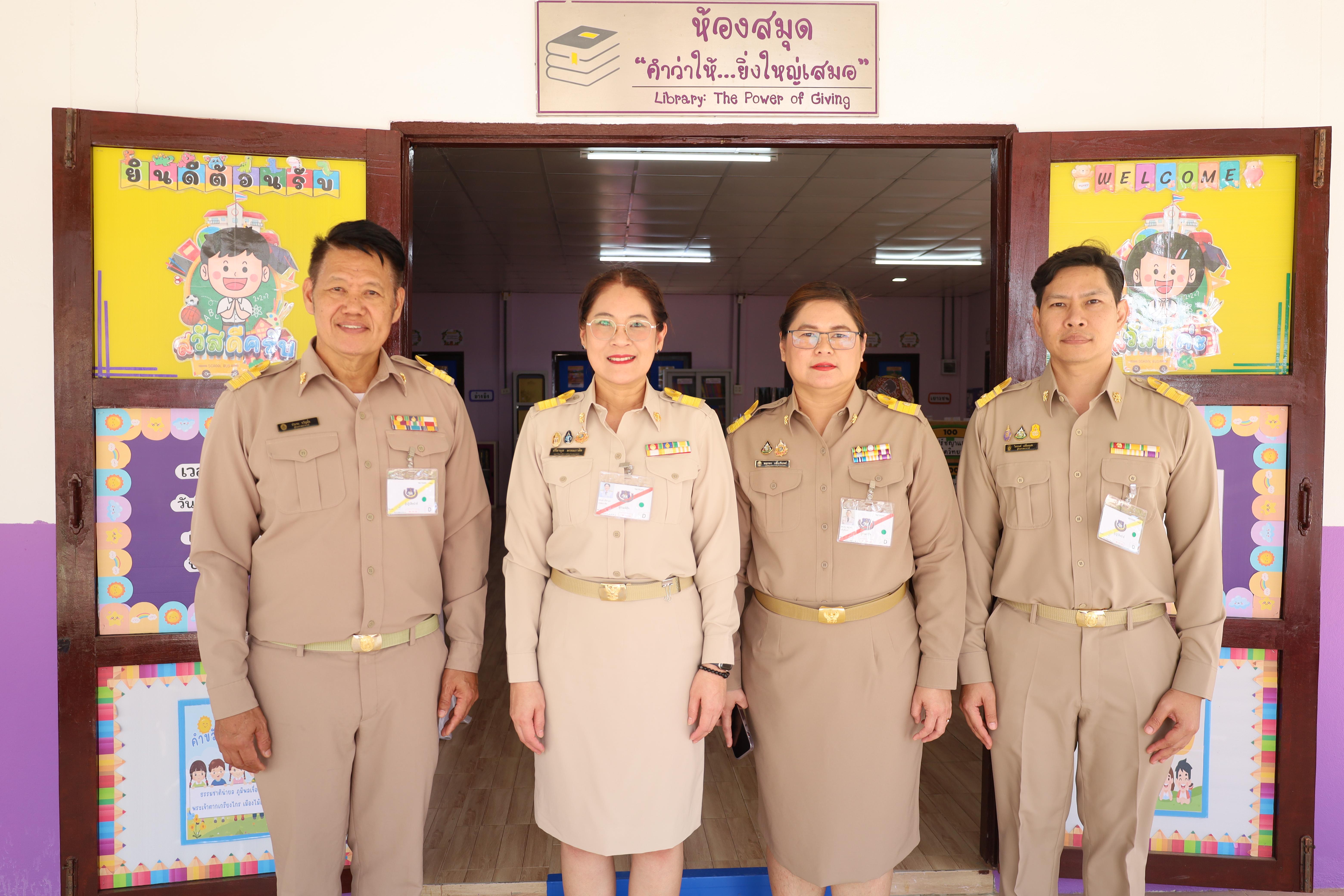 60. รับเสด็จฯ สมเด็จพระกนิษฐาธิราชเจ้า กรมสมเด็จพระเทพรัตนราชสุดาฯ สยามบรมราชกุมารี