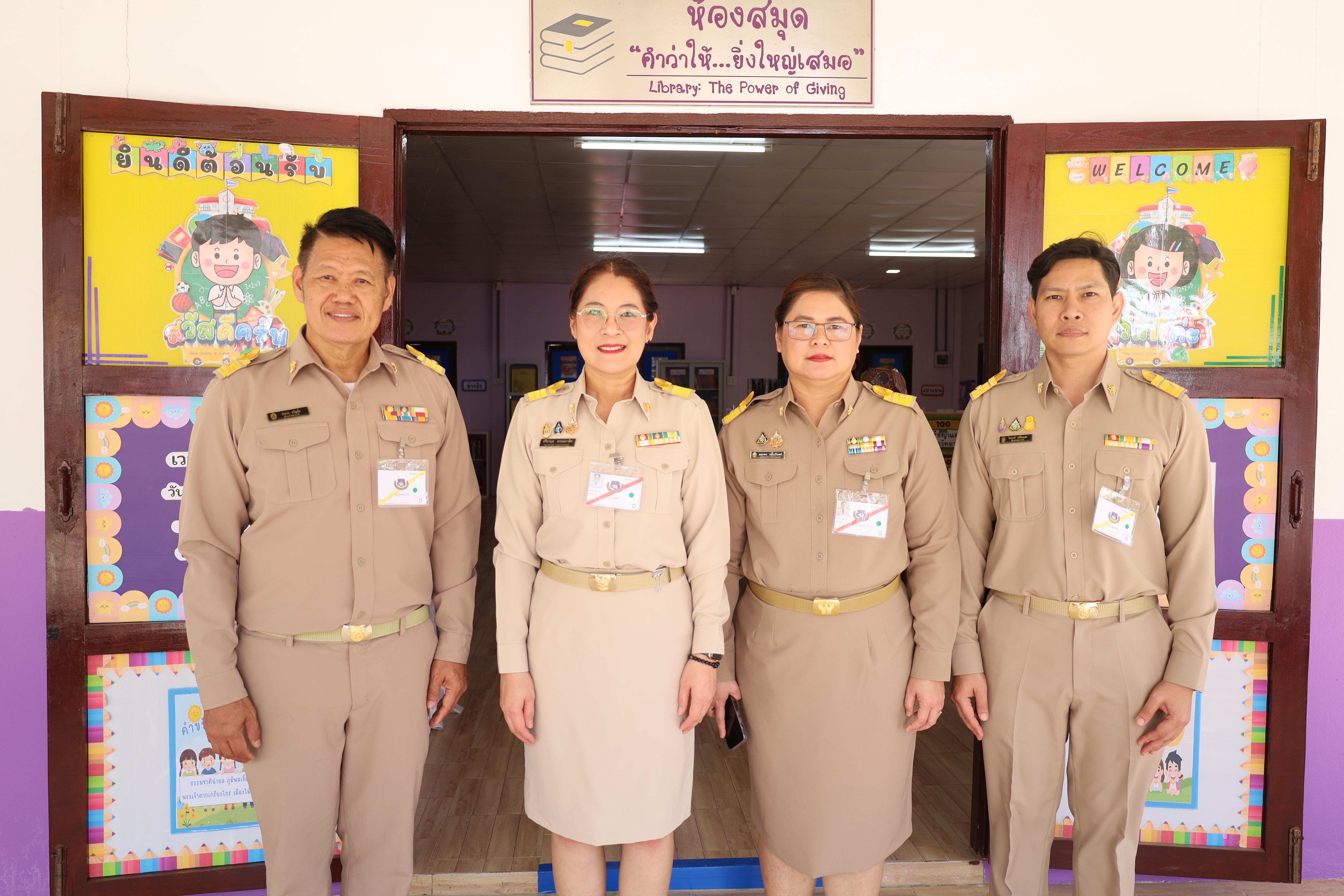 61. รับเสด็จฯ สมเด็จพระกนิษฐาธิราชเจ้า กรมสมเด็จพระเทพรัตนราชสุดาฯ สยามบรมราชกุมารี