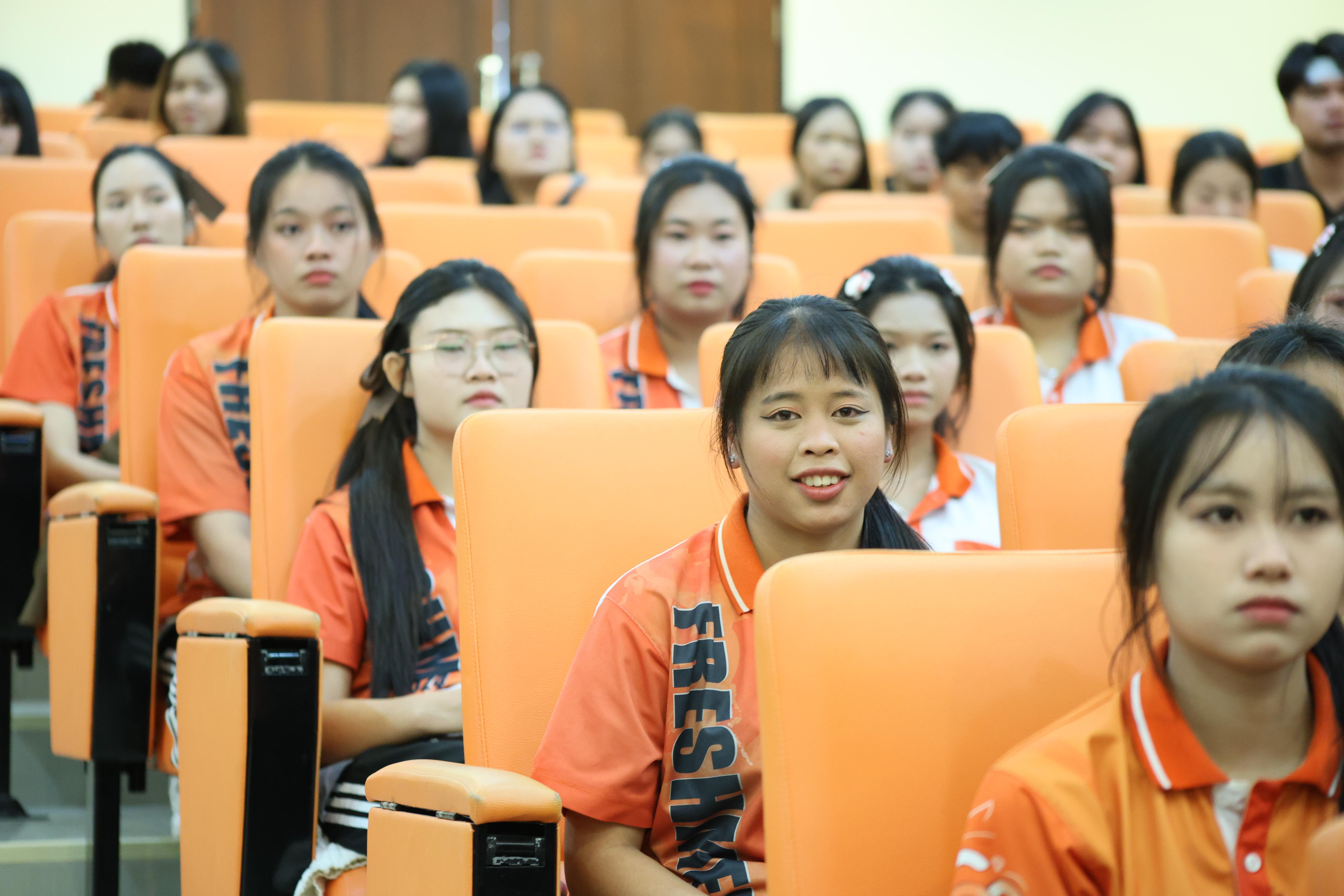 11. กิจกรรมการแข่งขันตอบปัญหาสังคมศึกษา ประจำปี2569