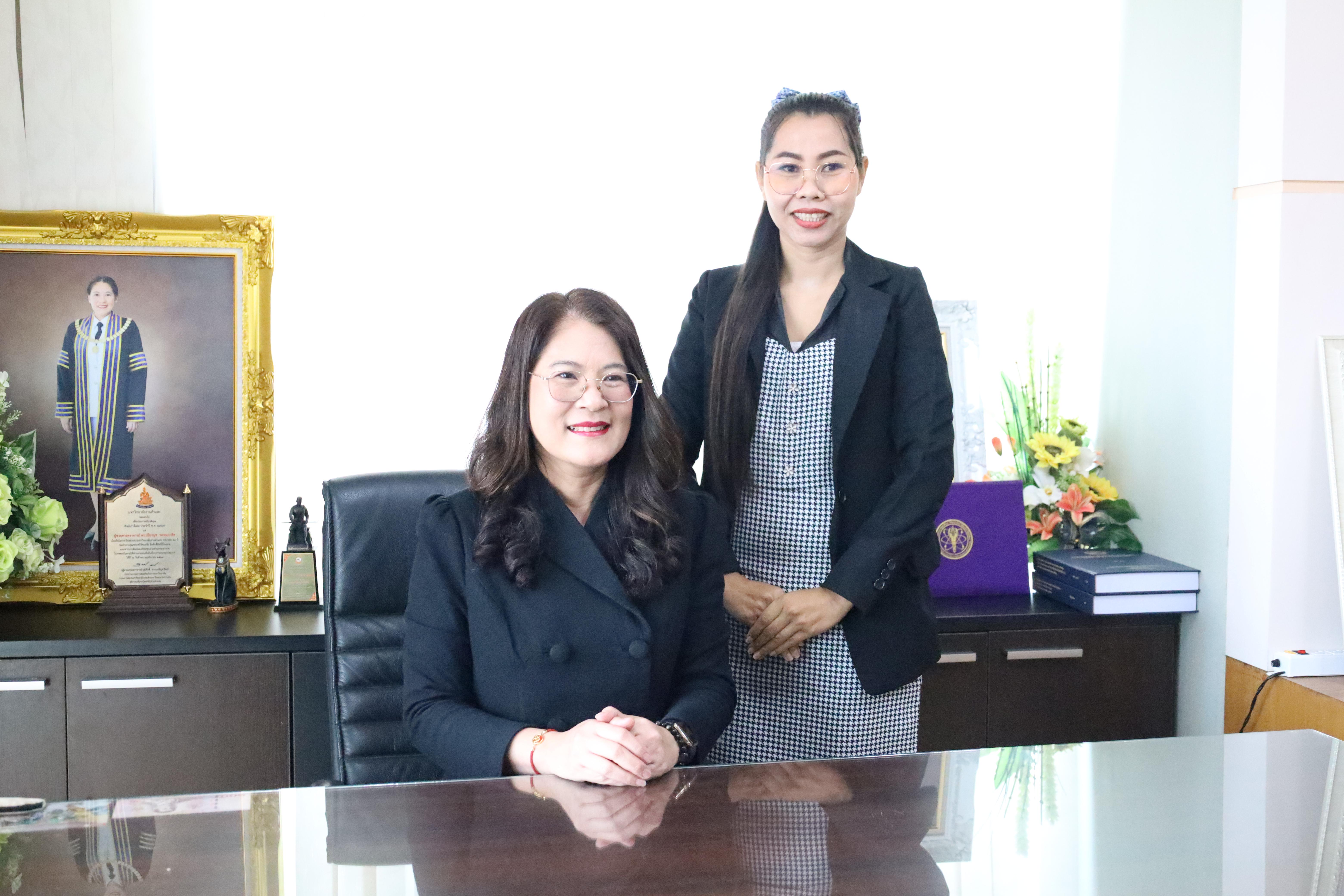 35. นักเรียนอนุบาลราชภัฏกำแพงเพชรเข้าพบอธิการบดี