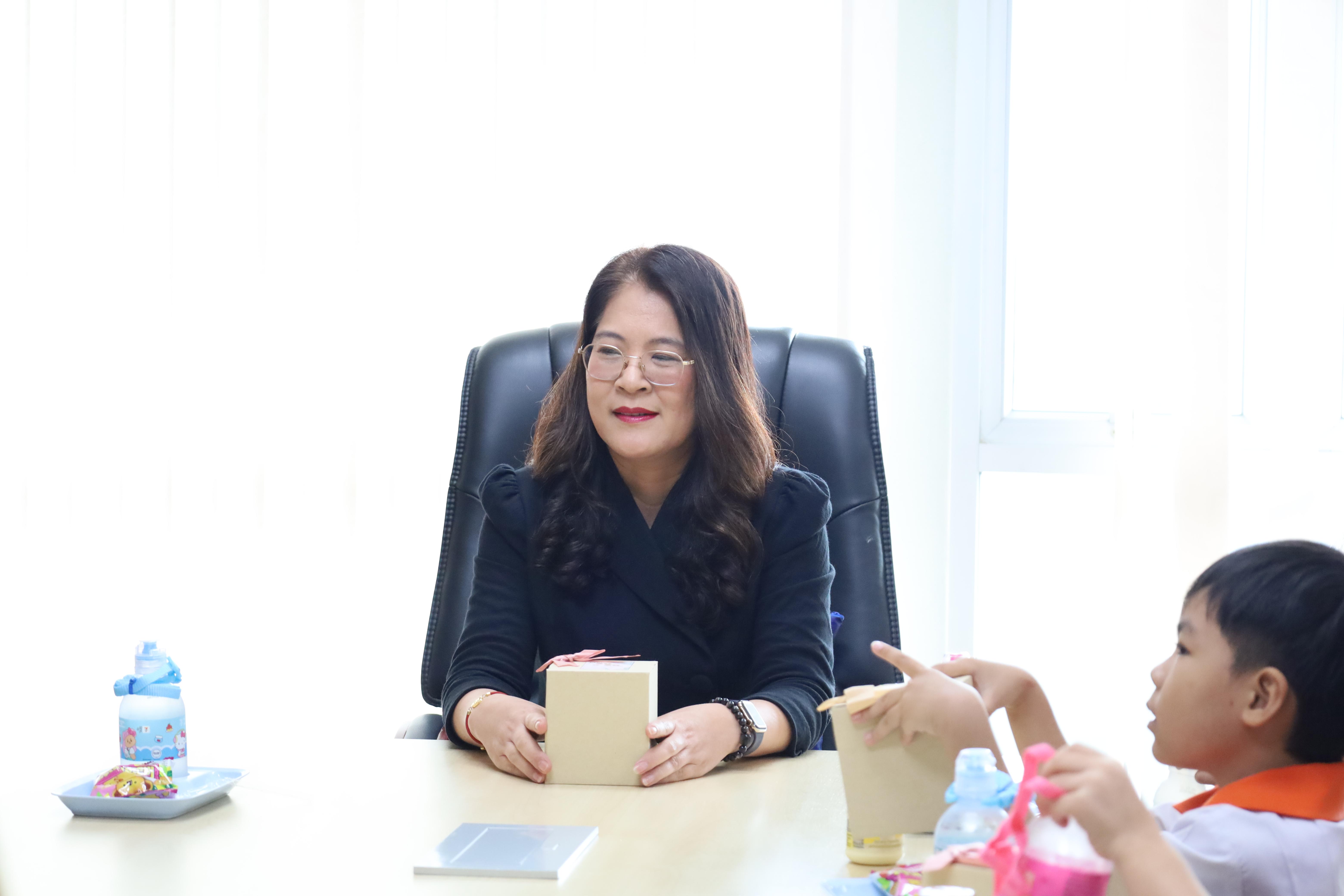 46. นักเรียนอนุบาลราชภัฏกำแพงเพชรเข้าพบอธิการบดี