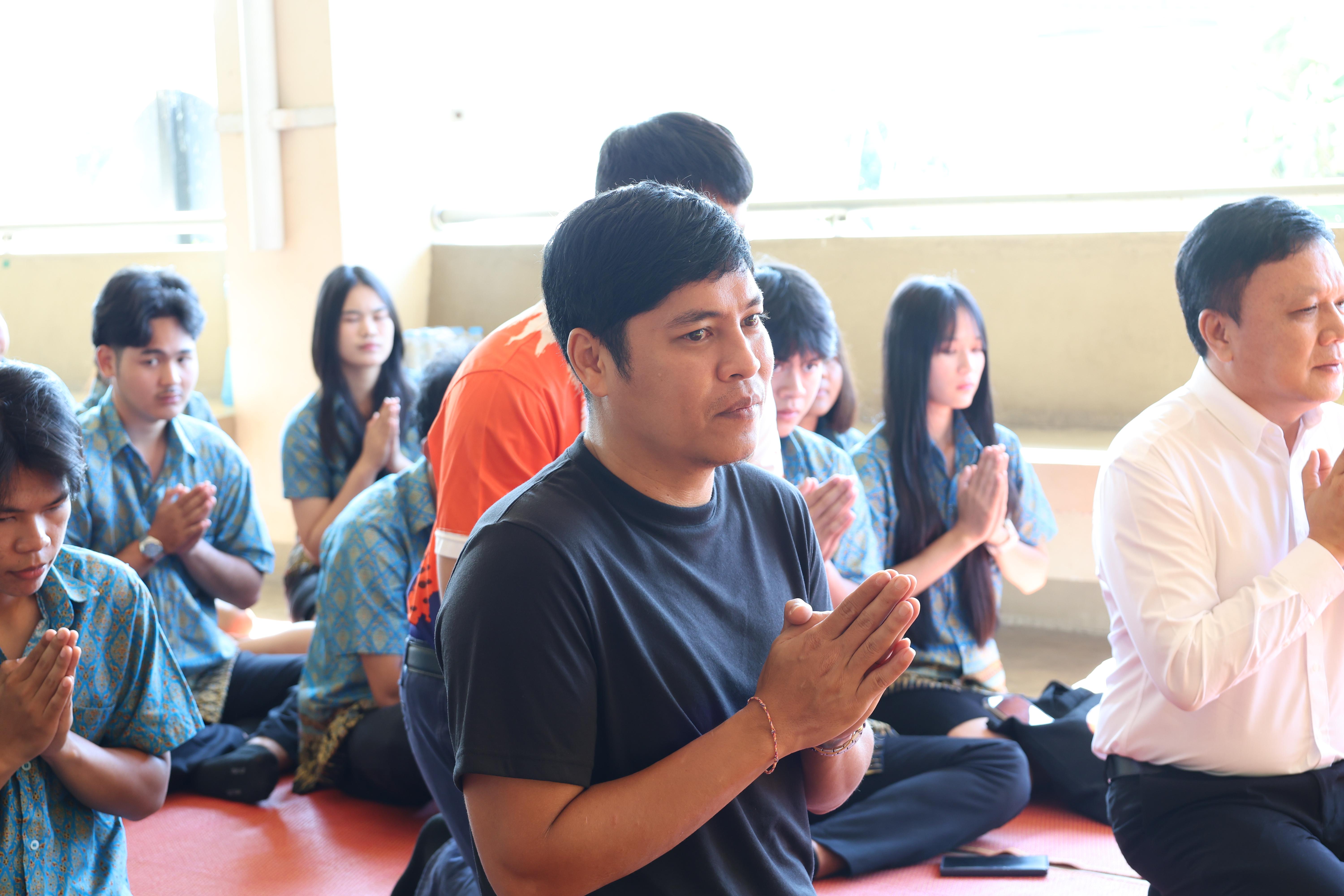 39. ทำบุญปีใหม่โปรแกรมวิชาพลศึกษา