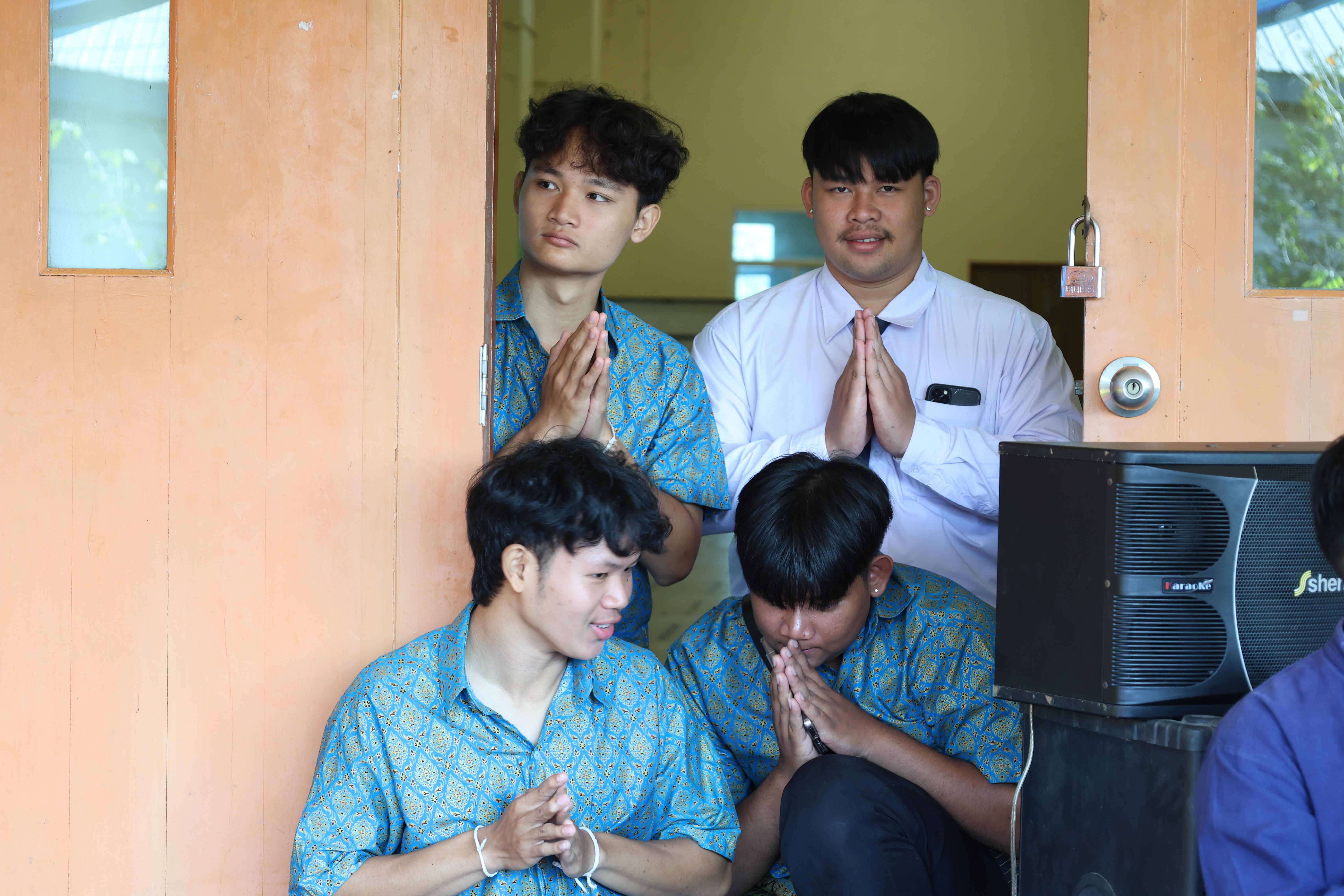 52. ทำบุญปีใหม่โปรแกรมวิชาพลศึกษา